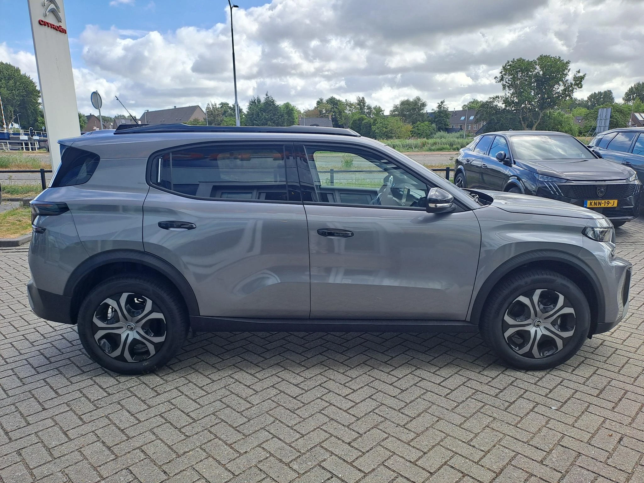 Citroën-ë-C3 Aircross-image-5