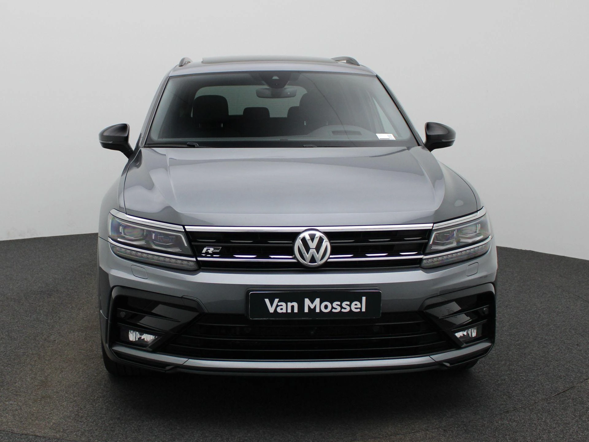 Volkswagen-Tiguan Allspace-image-2