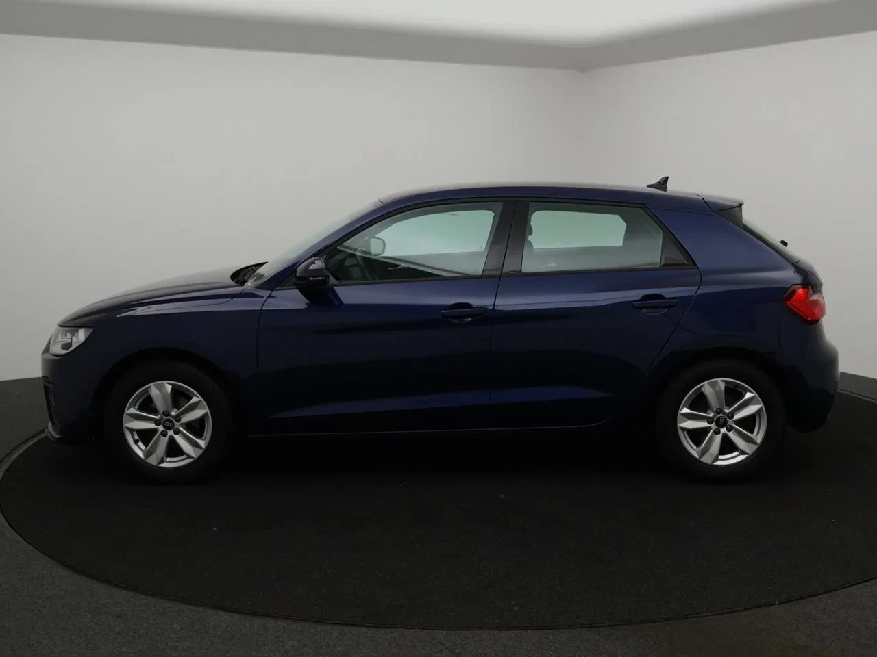 Audi-A1 Sportback-image-4