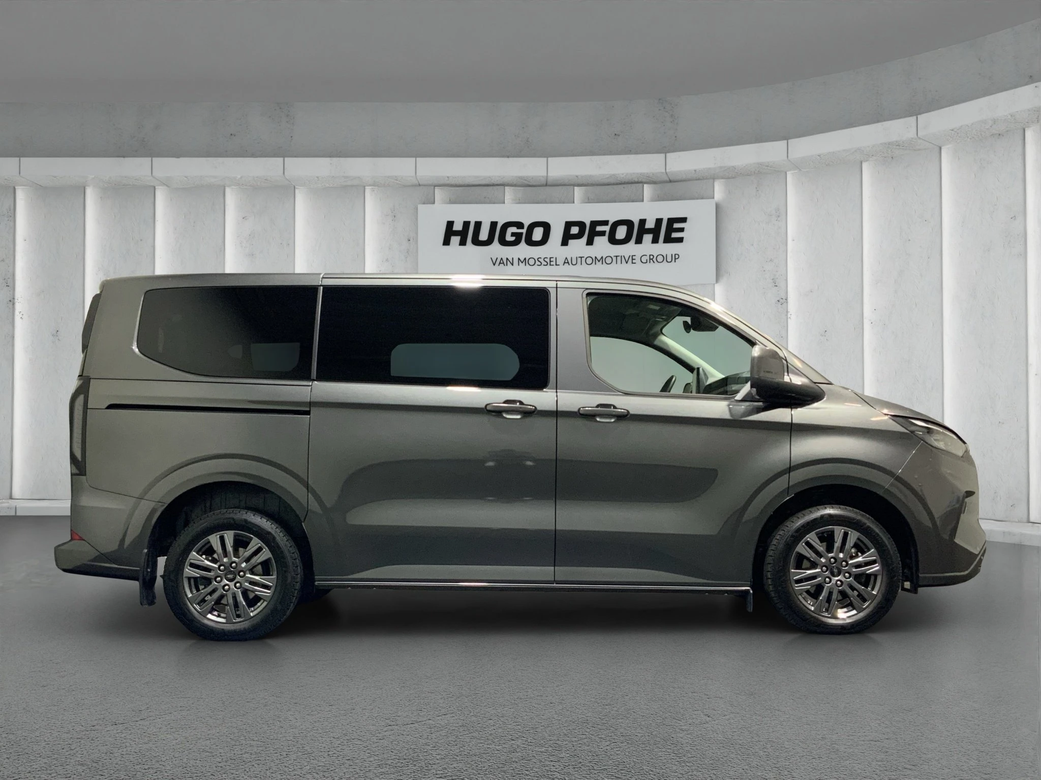 Ford-Tourneo Custom-image-5