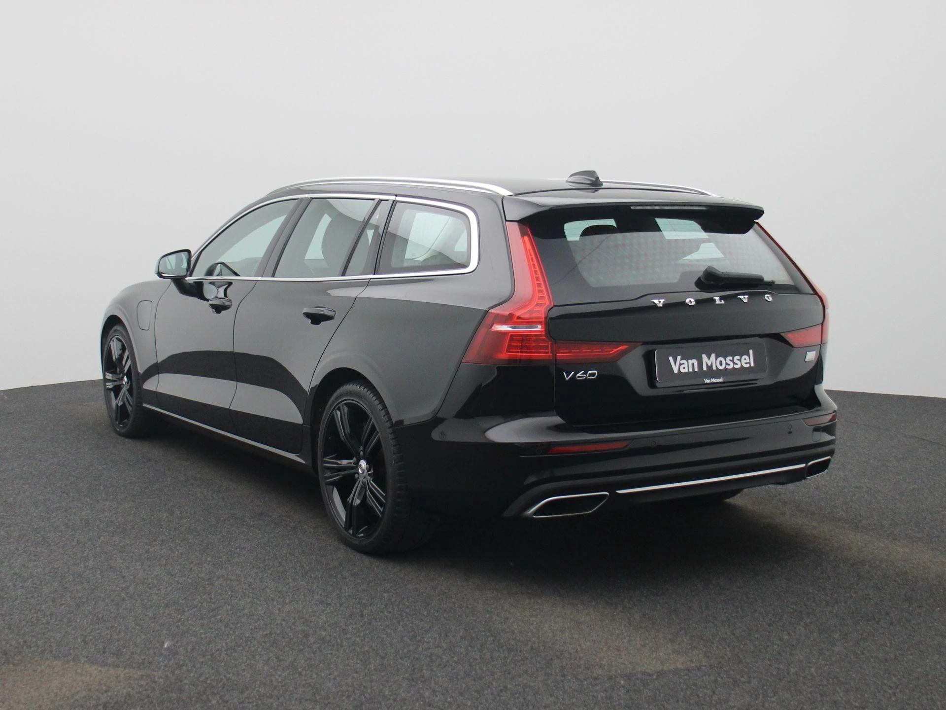 Volvo V60 2.0 T6 Recharge AWD Inscription