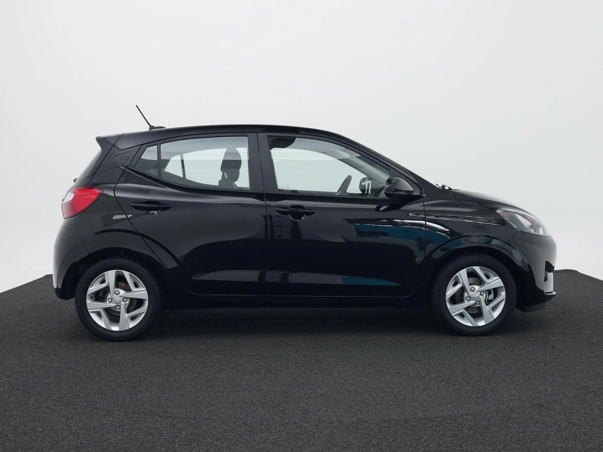 Hyundai-i10-image-5
