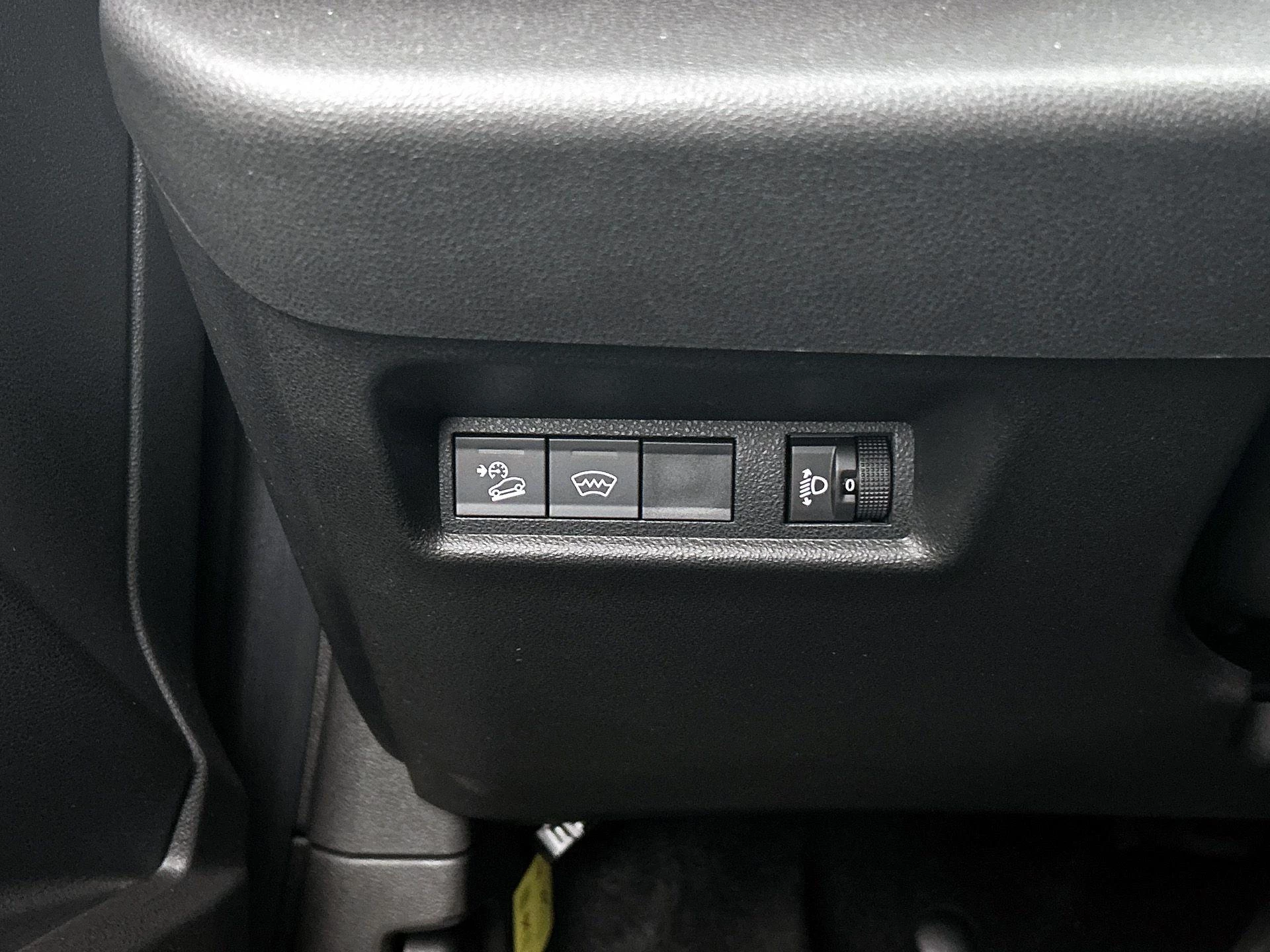 Jeep-Avenger-image-22