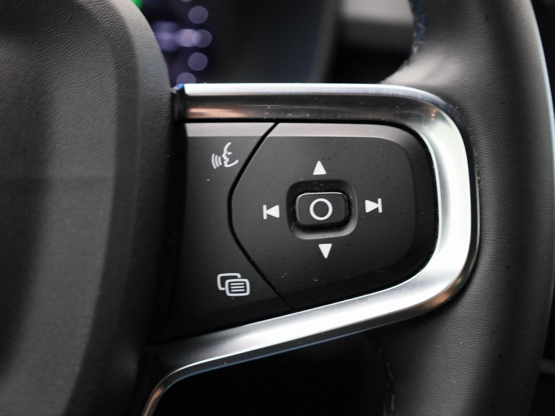 Volvo-XC40-image-28