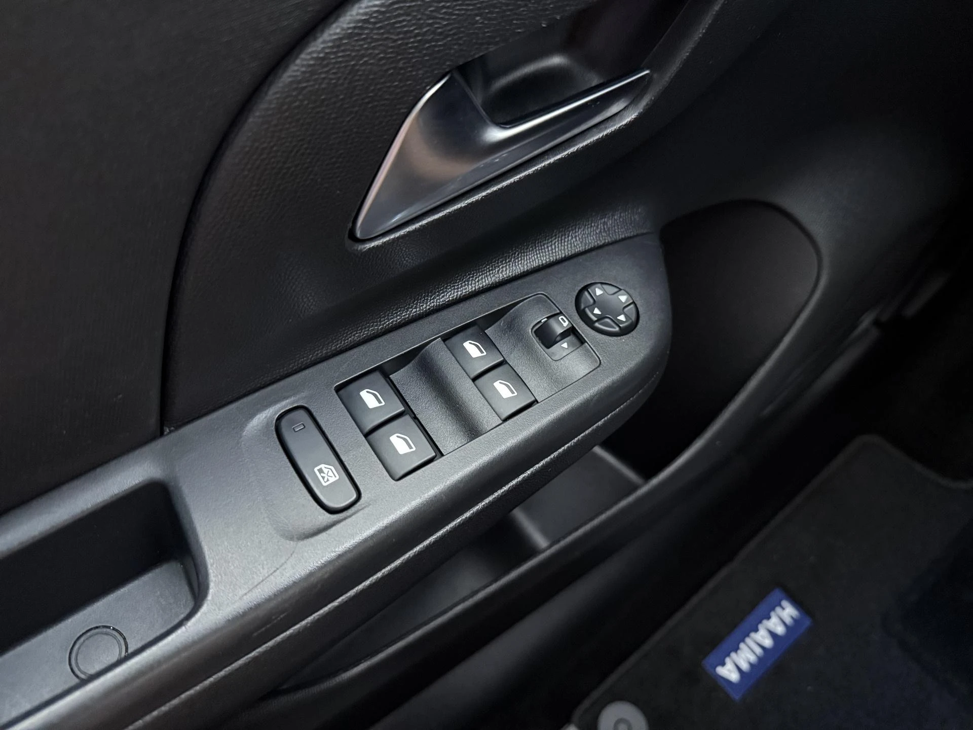 Opel-Corsa-image-10