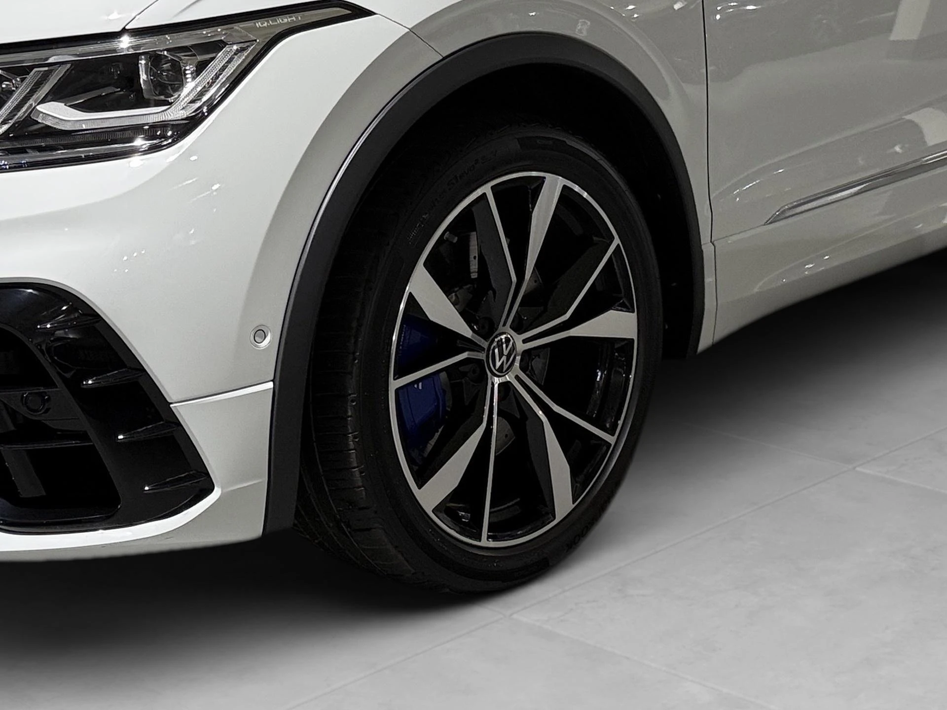 Volkswagen-Tiguan-image-20
