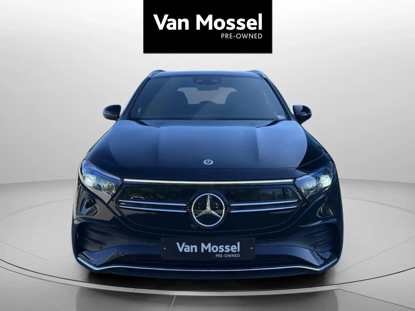 Mercedes-Benz-EQA-image-1