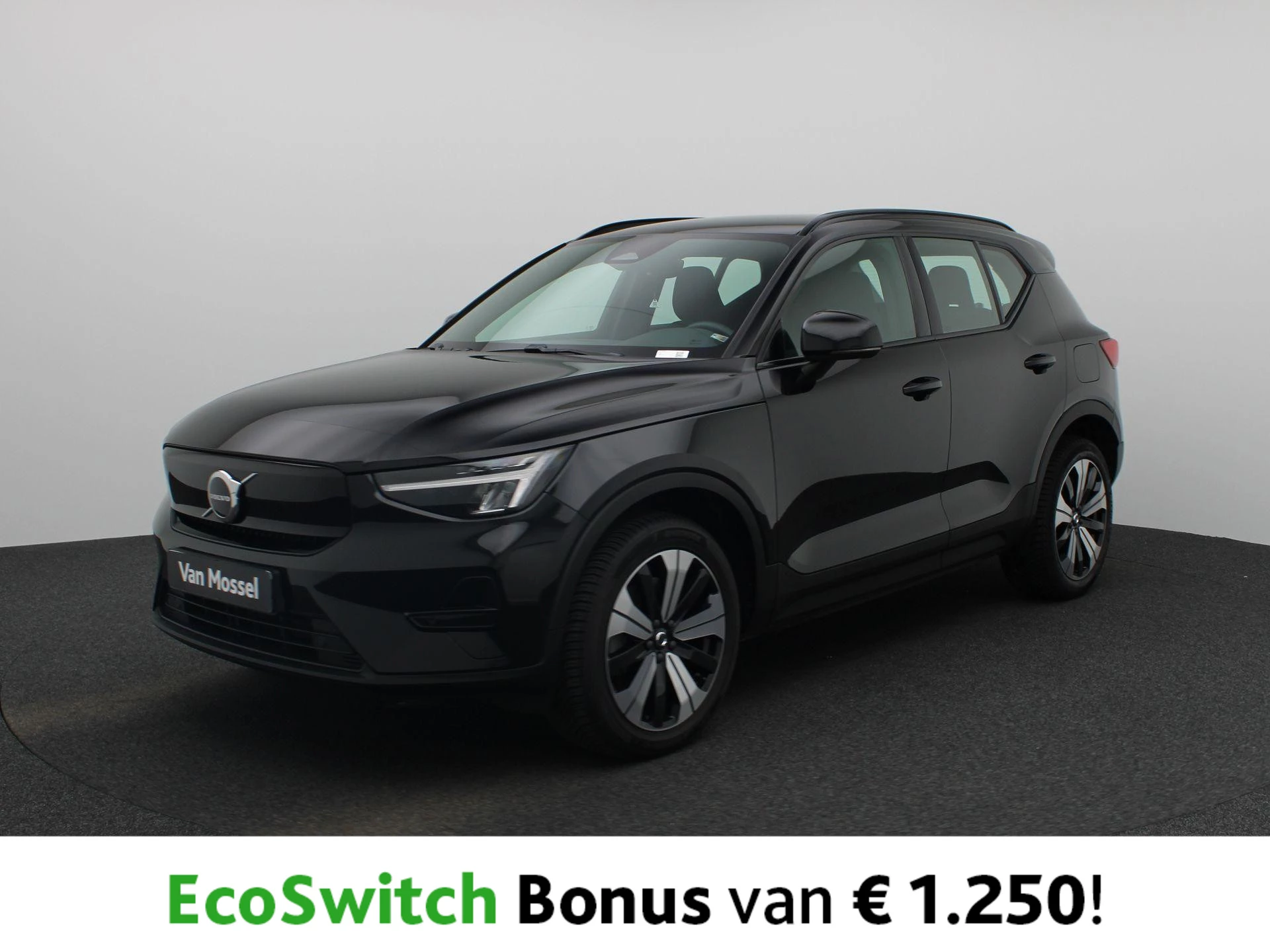 Volvo-XC40-image-0