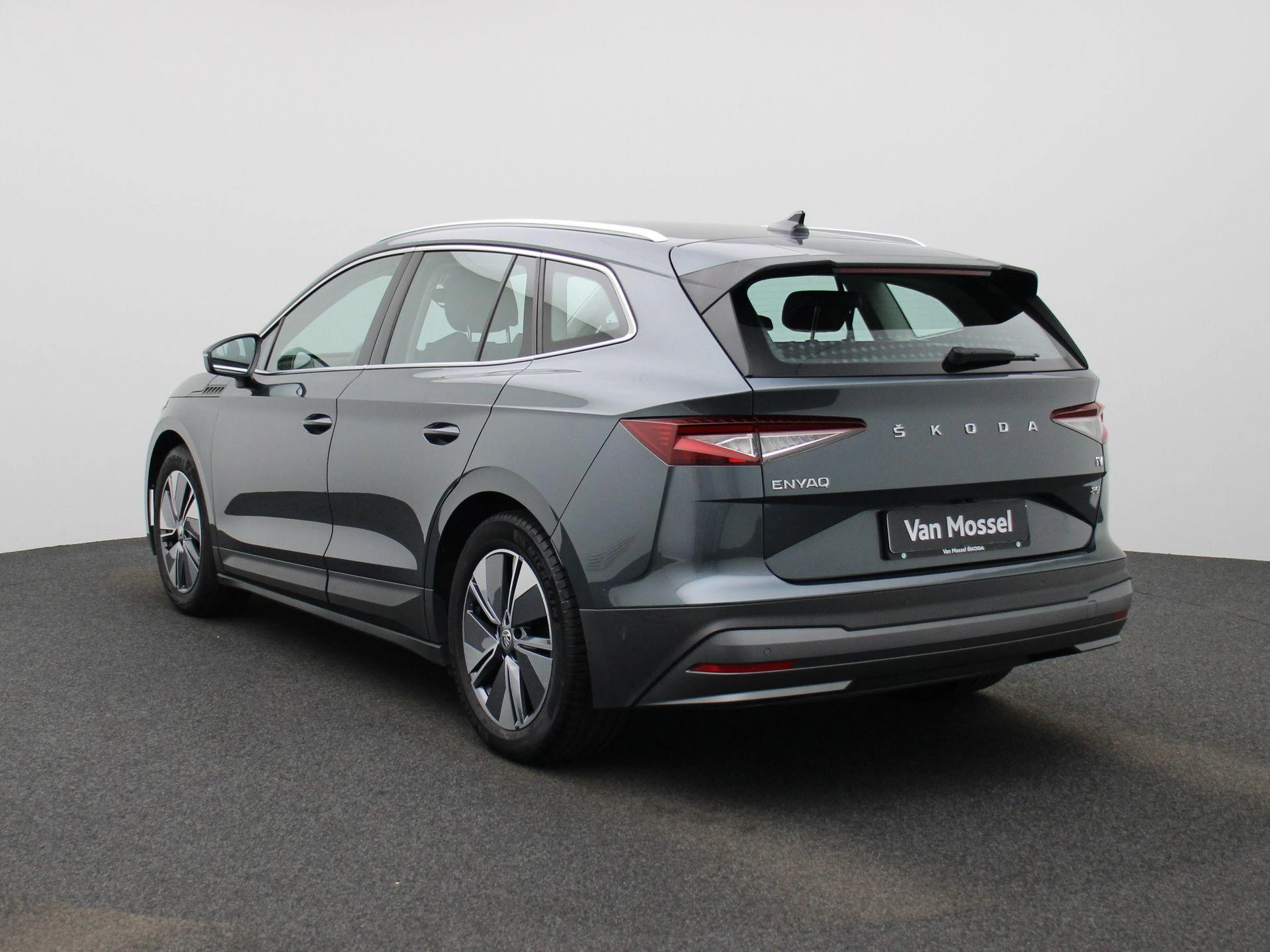Škoda-Enyaq iV-image-1