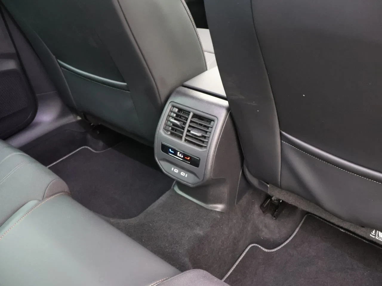 CUPRA Leon Sportstourer ST e-Hybrid (PHEV) Leon Break PHEV 1.4e-HYBRID 204PK *AUTOMAAT*LEDER*SPORTZETELS*CAMERA*PDC*NAVI*APP-CONNECT*ACC*...*