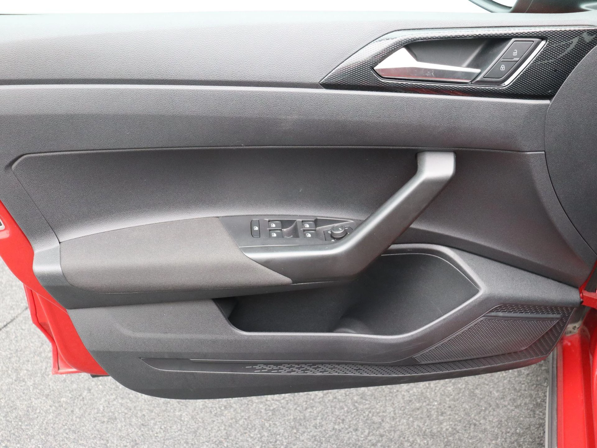 Volkswagen-Taigo-image-9