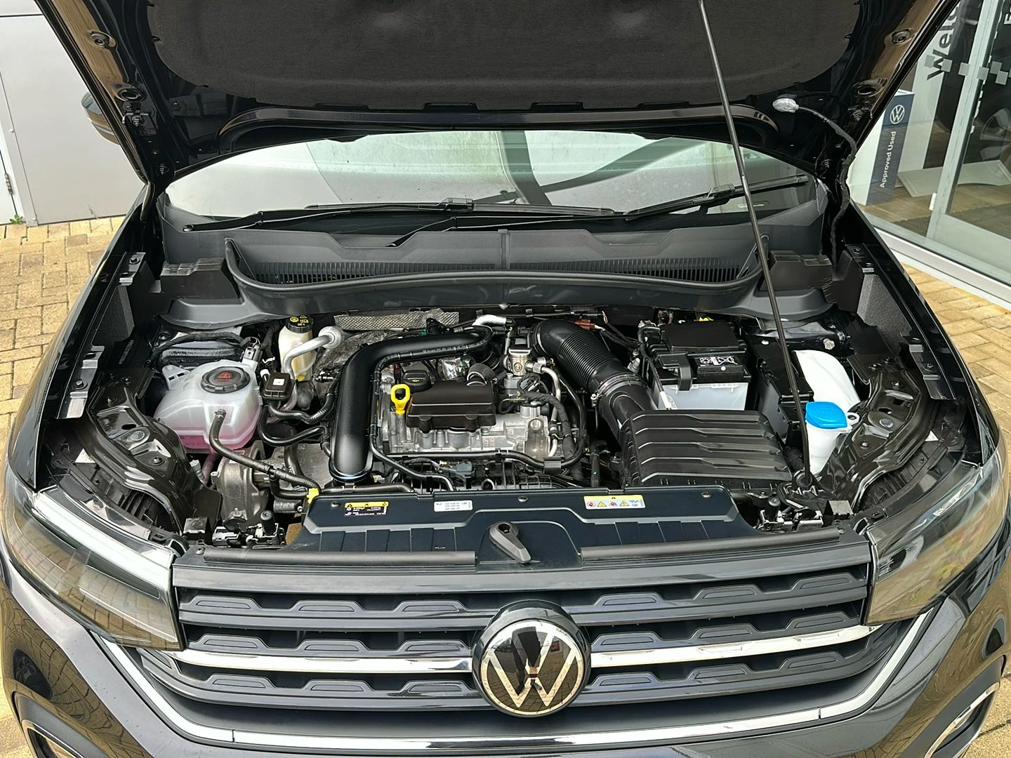 Volkswagen-T-Cross-image-13