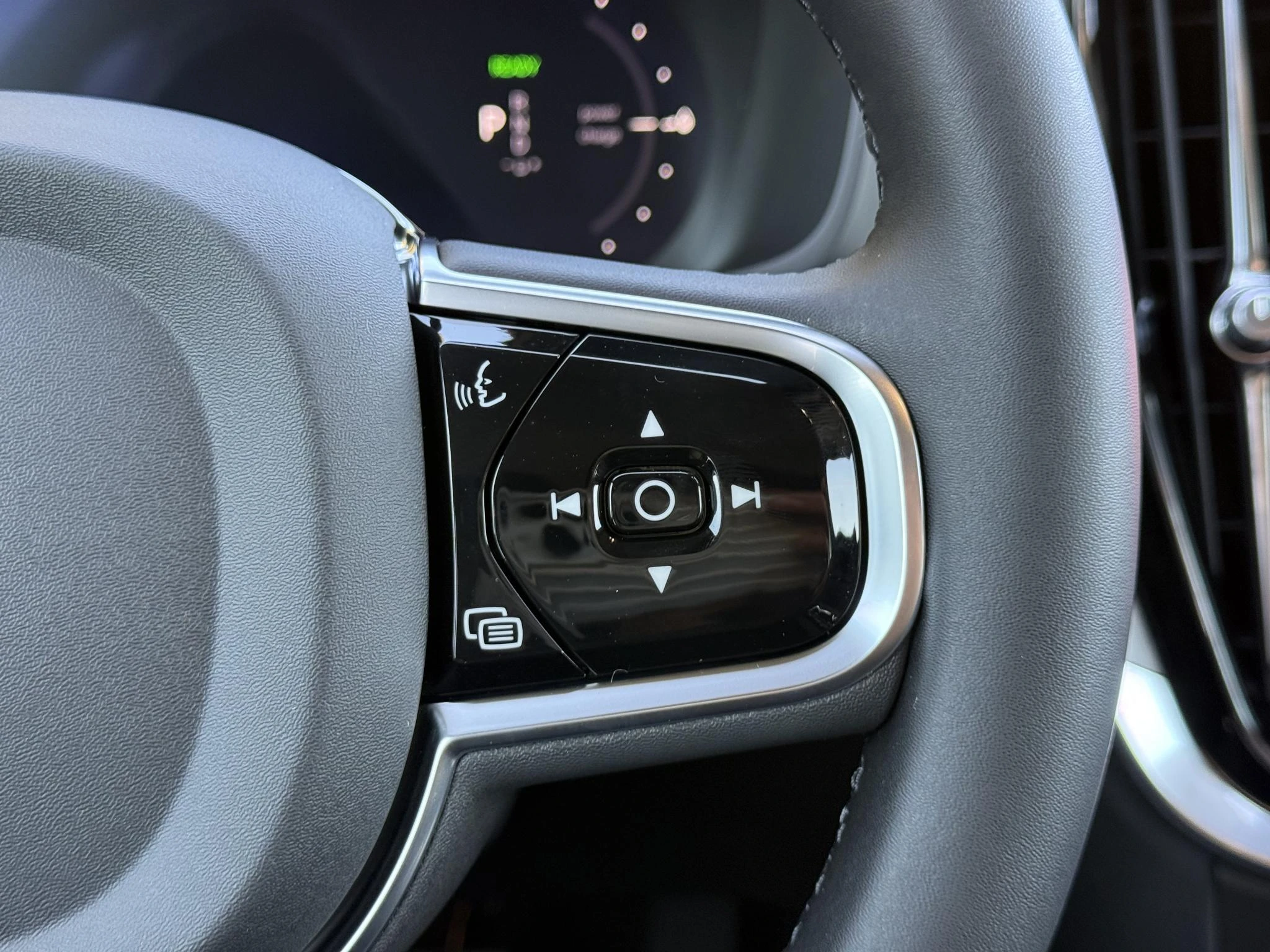 Volvo-V60-image-25