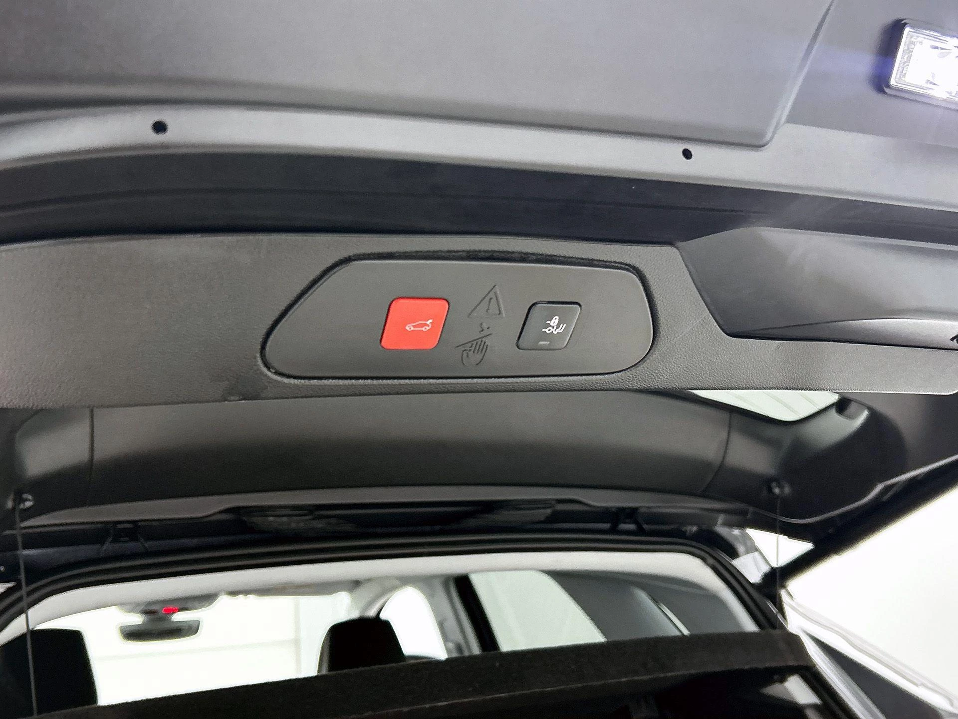 Opel-Grandland-image-17