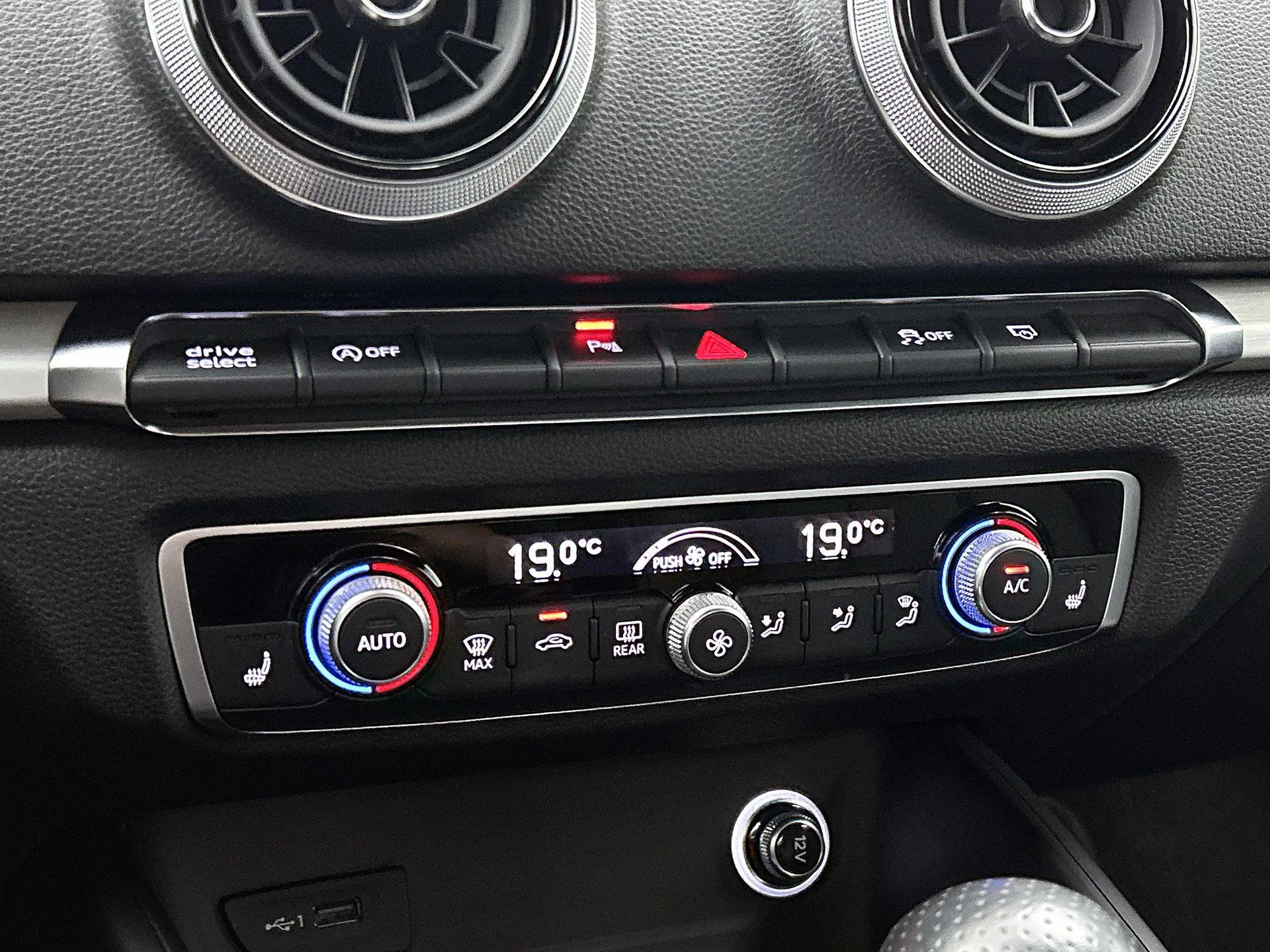 Audi A3 Limousine 35 TFSI CoD Advance Sport