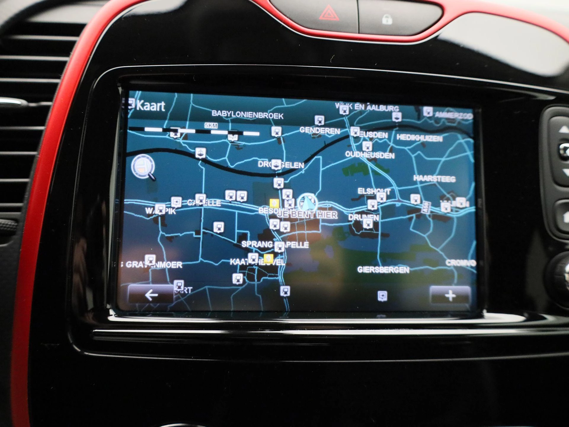 Renault-Captur-image-22