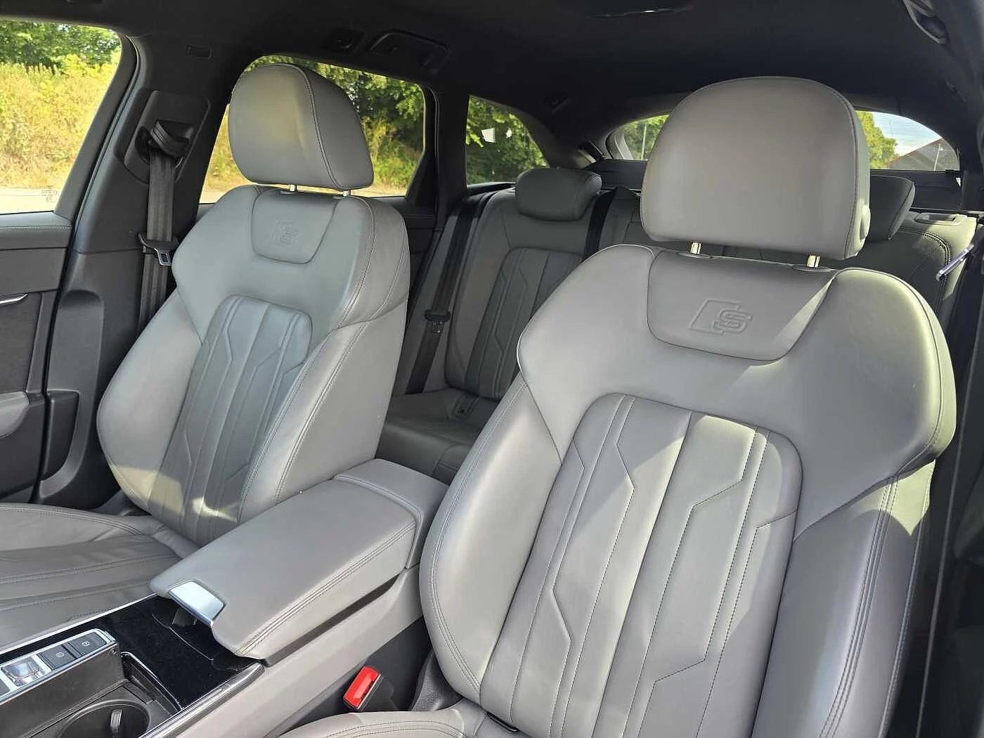 Audi-A6-image-9