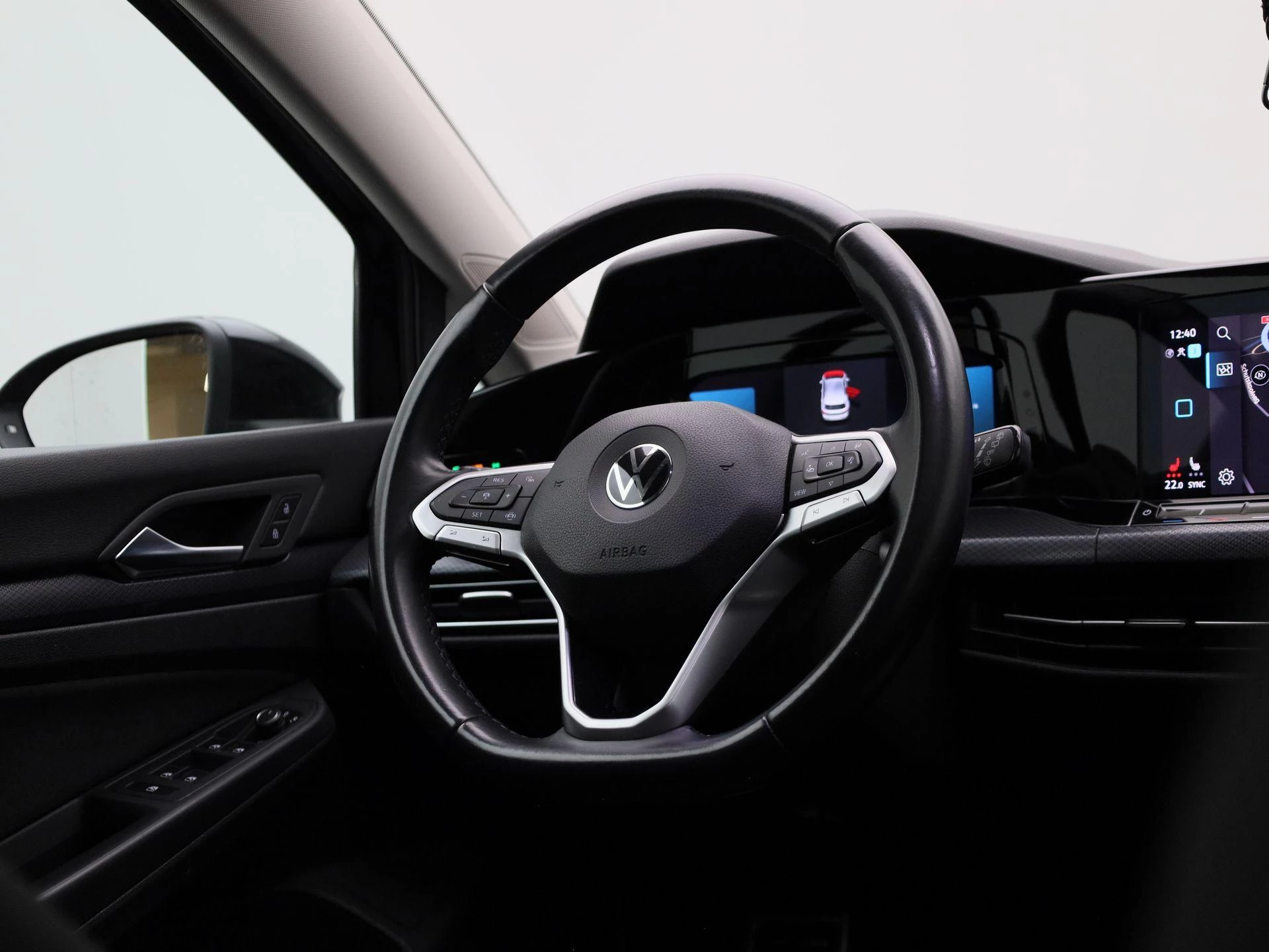 Volkswagen Golf 1.5 eTSI R-Line