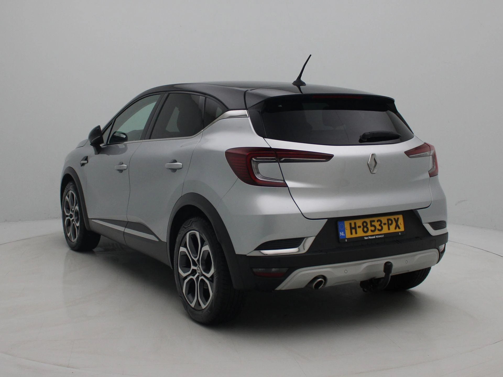 Renault-Captur-image-1