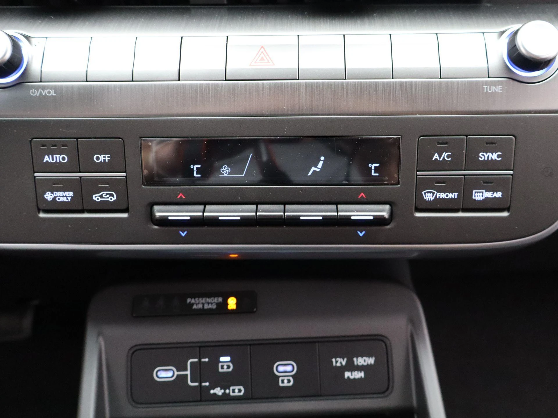 Hyundai-Kona-image-25