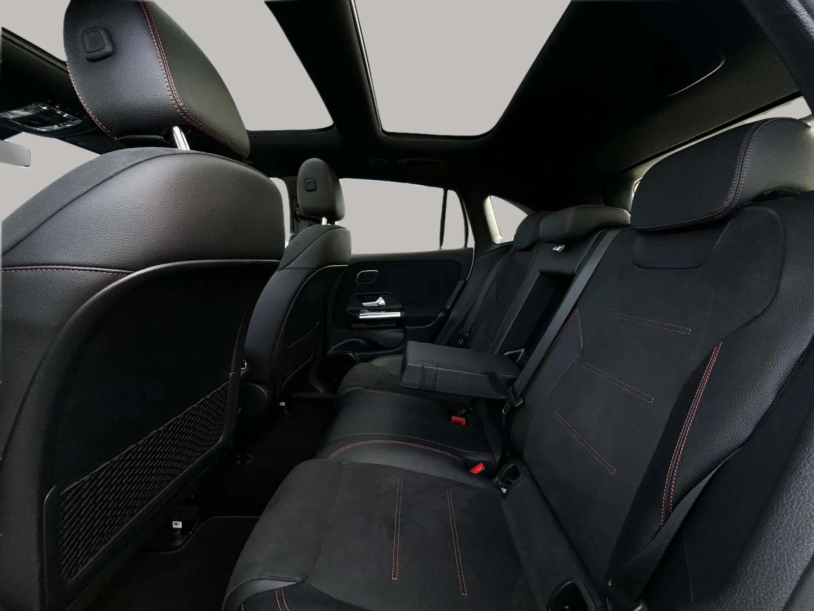 Mercedes-Benz-EQA-image-14