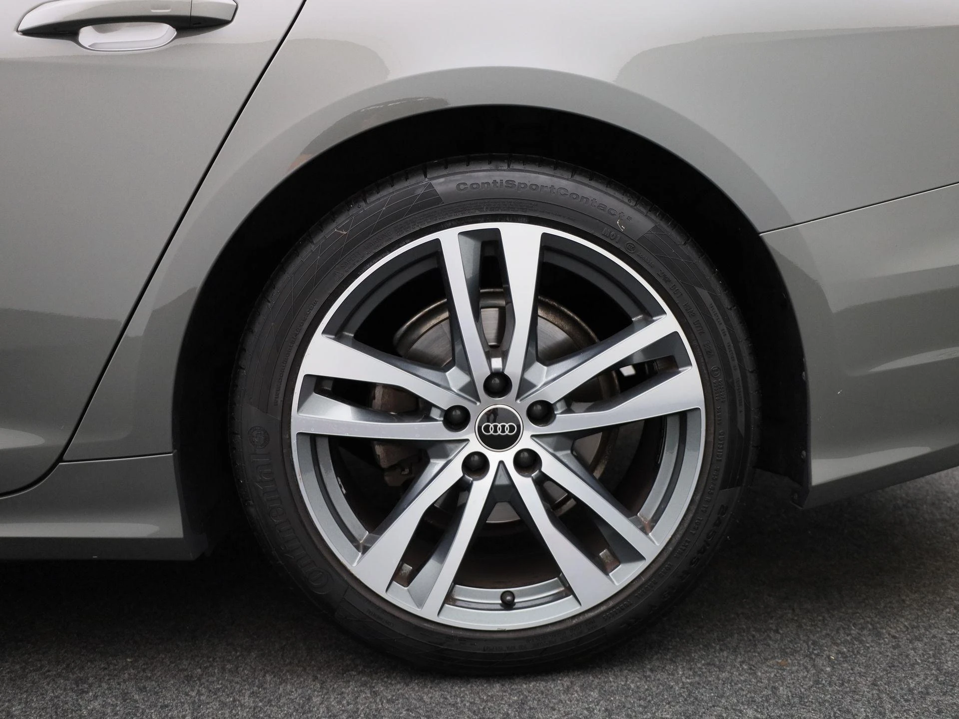 Audi-A6-image-12