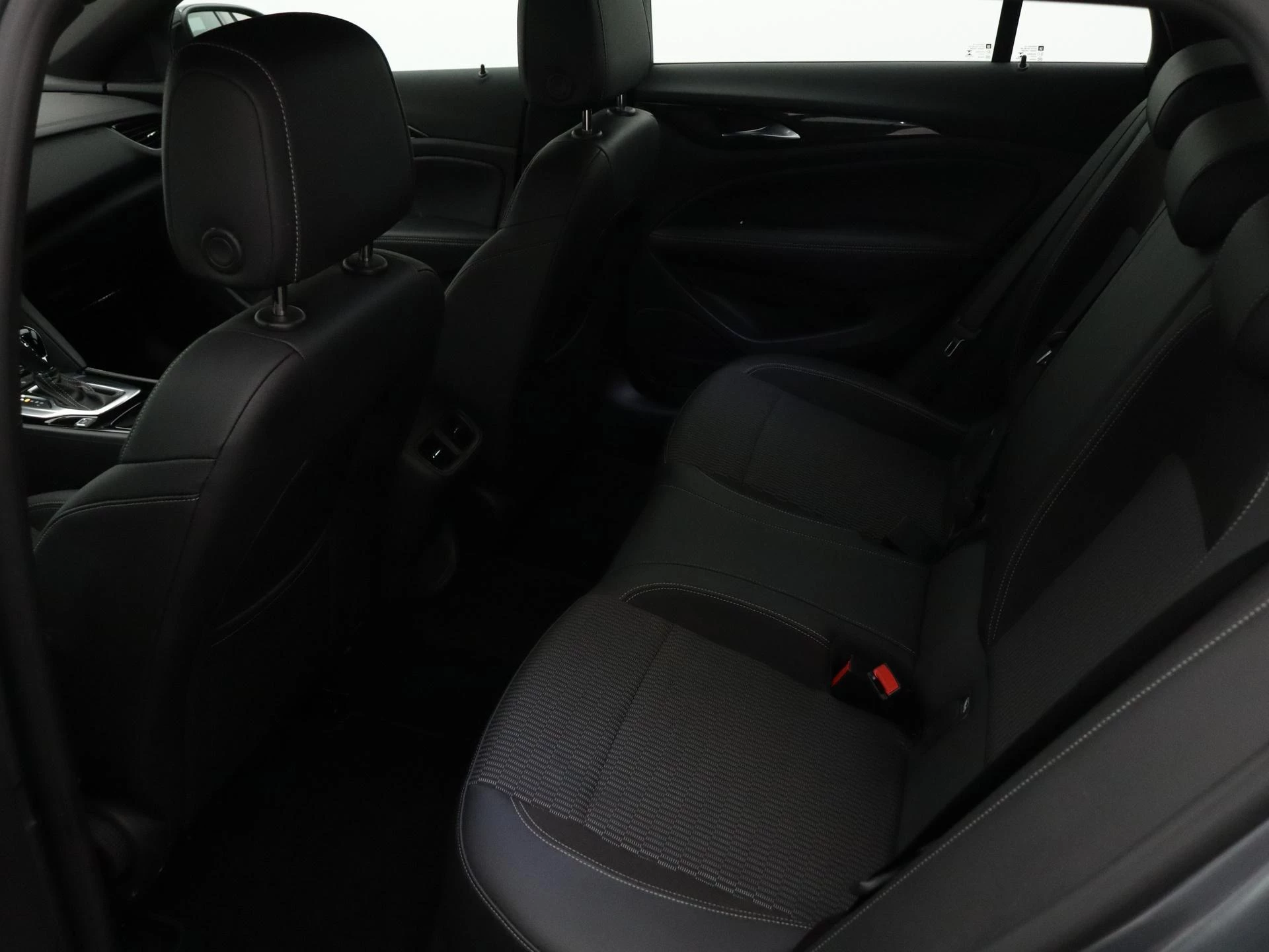 Opel-Insignia-image-13