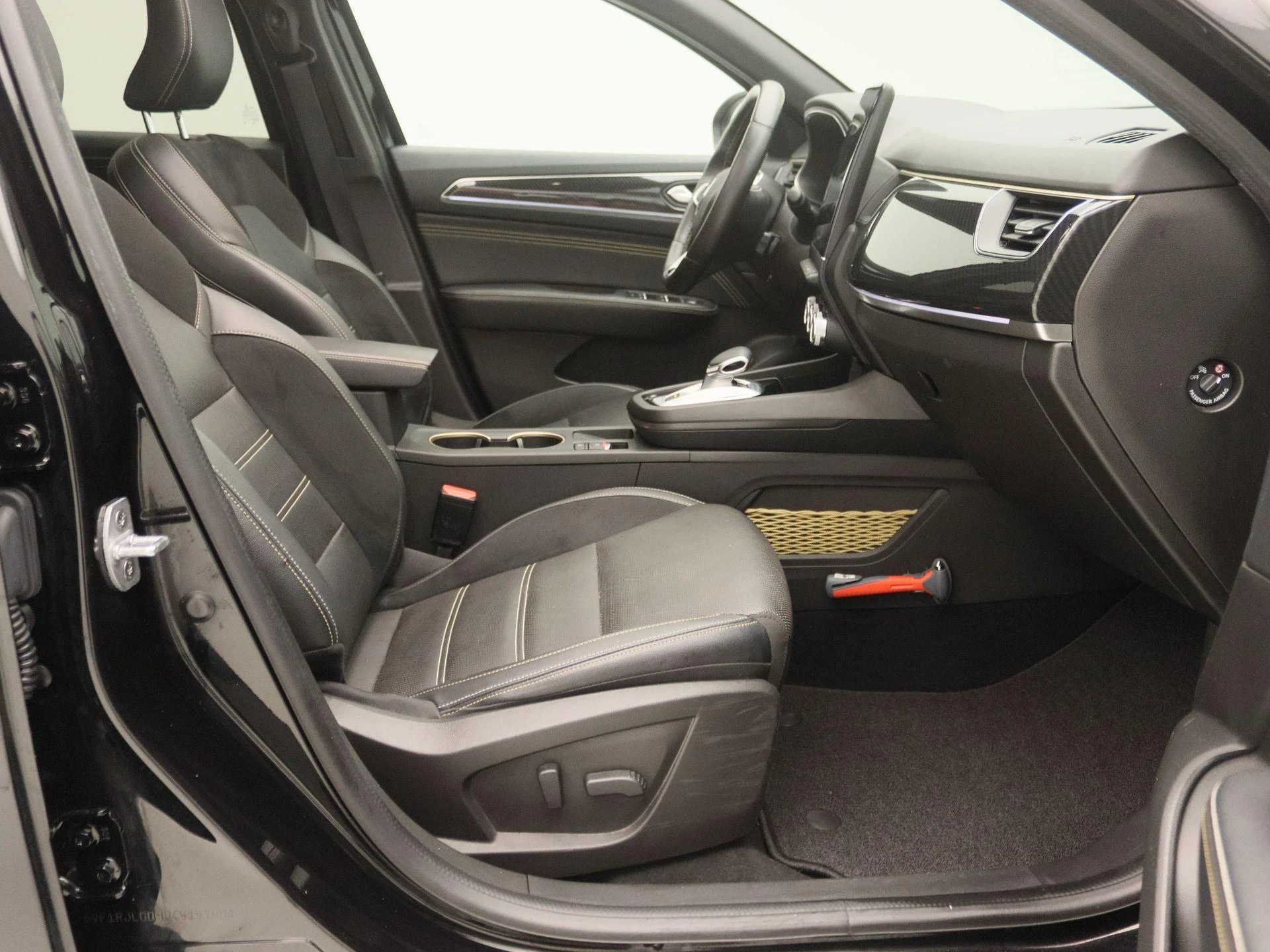 Renault-Arkana-image-24