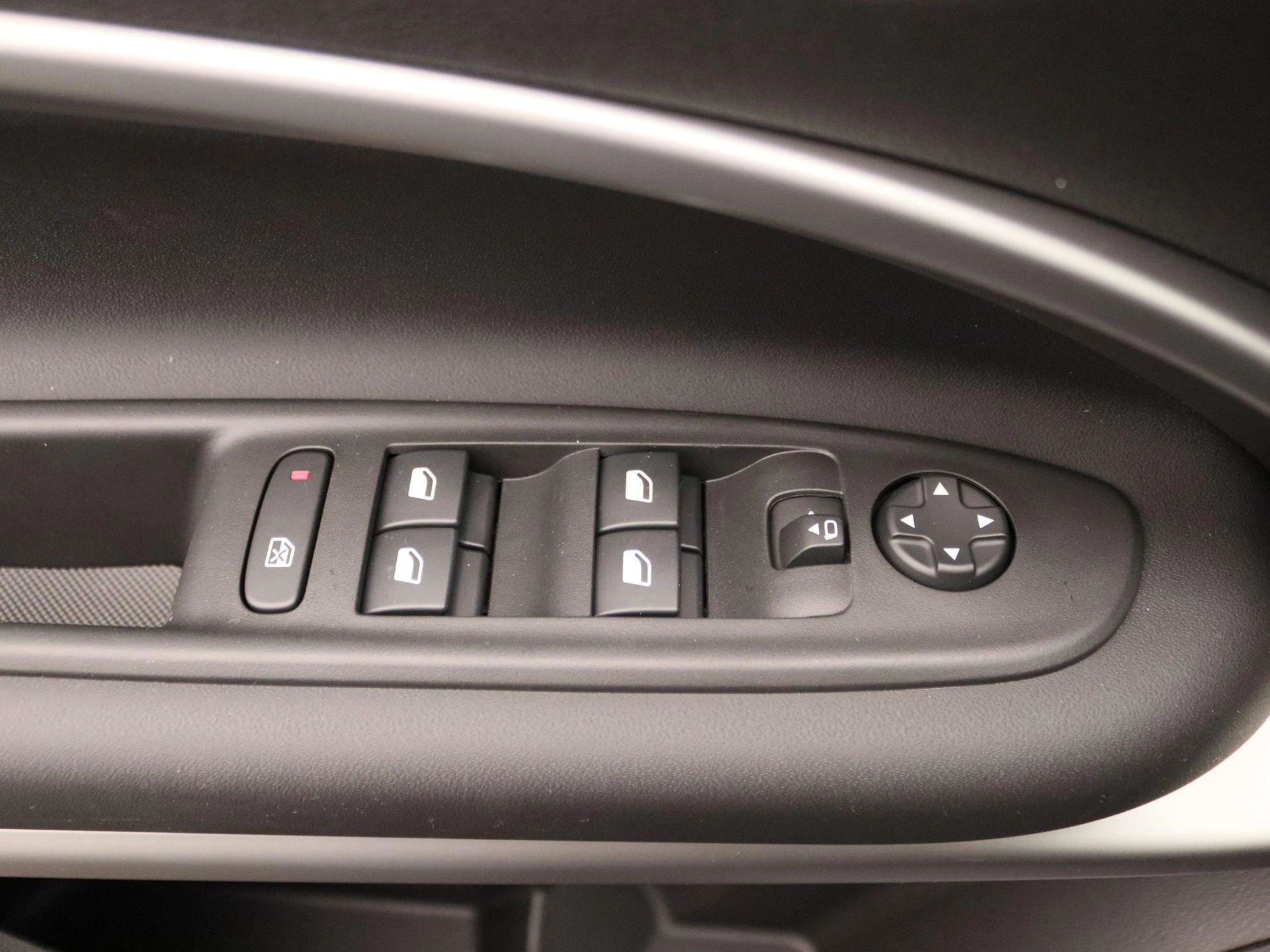 Jeep-Avenger-image-21