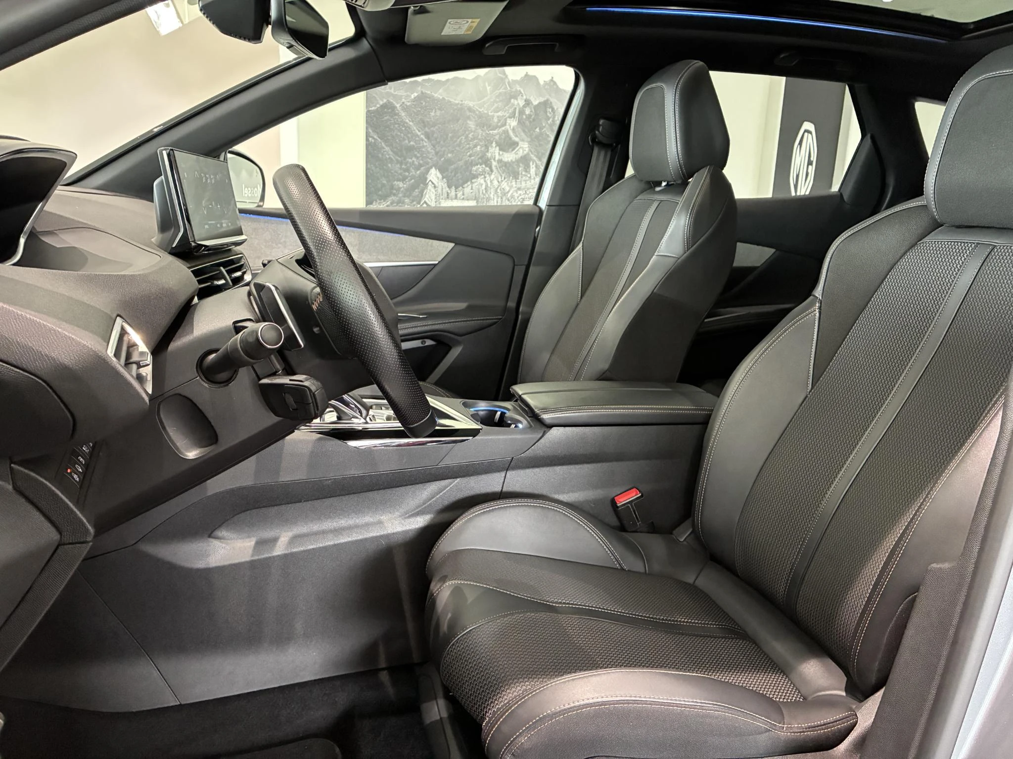 Peugeot 3008 1.6 HYbrid 225 GT