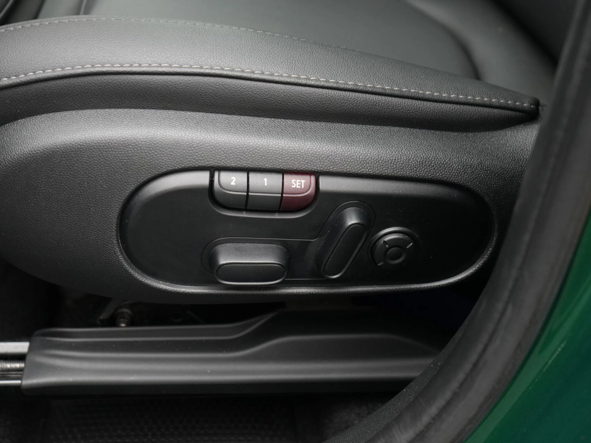 MINI-Countryman-image-11