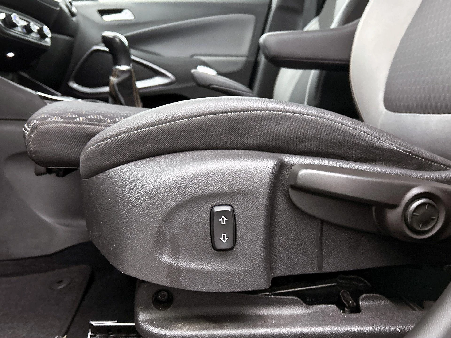 Opel-Crossland X-image-17