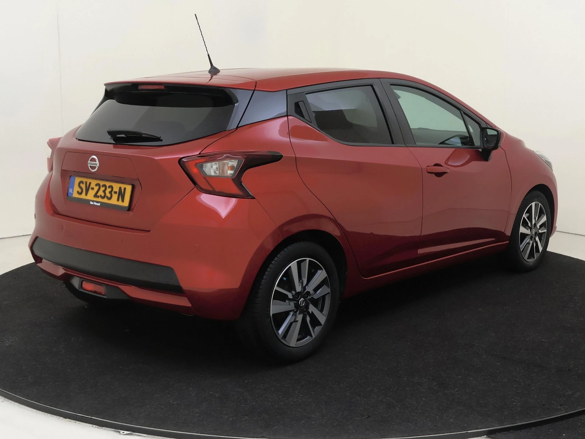 Nissan-Micra-image-3