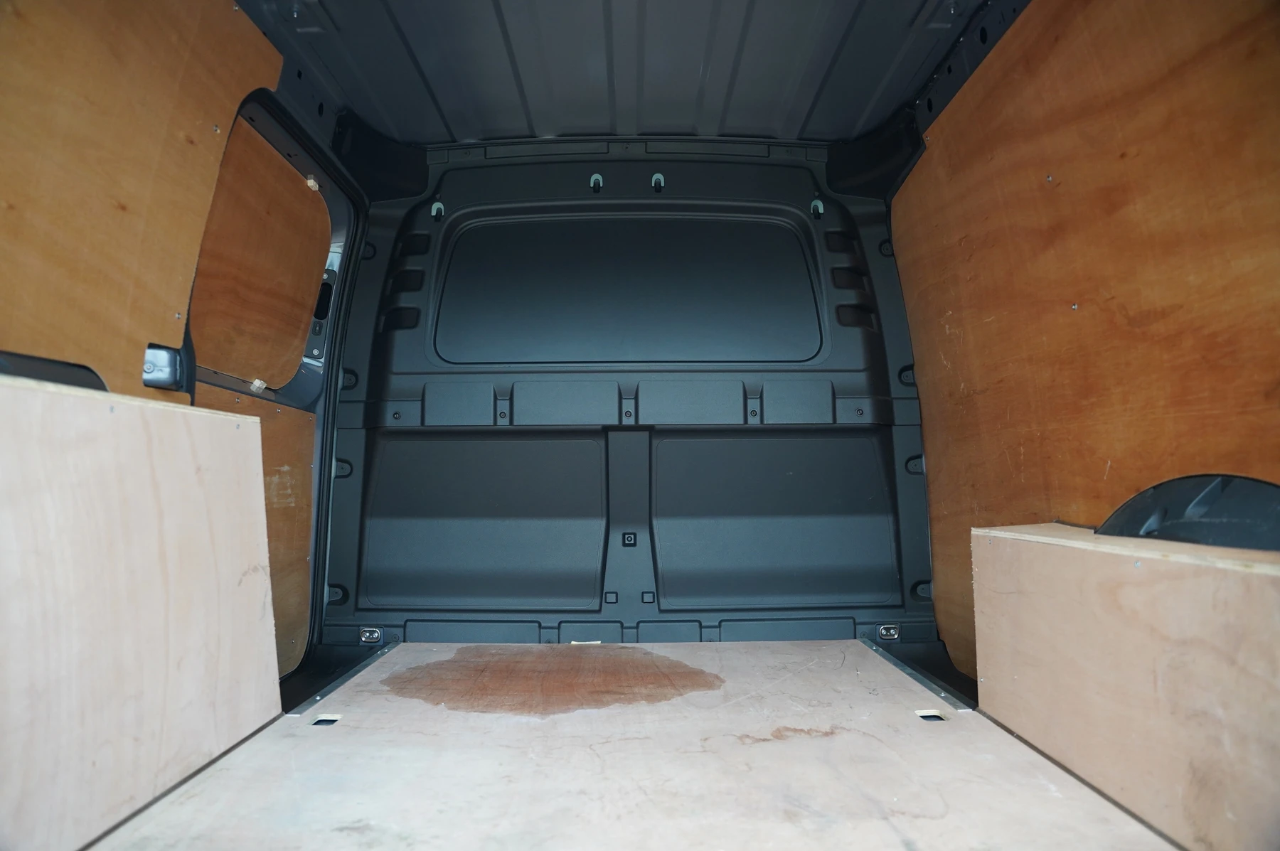Volkswagen-Caddy-image-9
