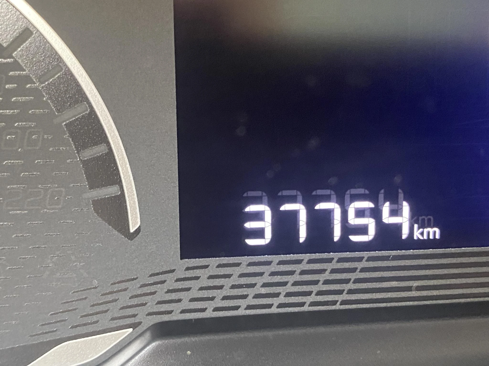 Peugeot-208-image-19