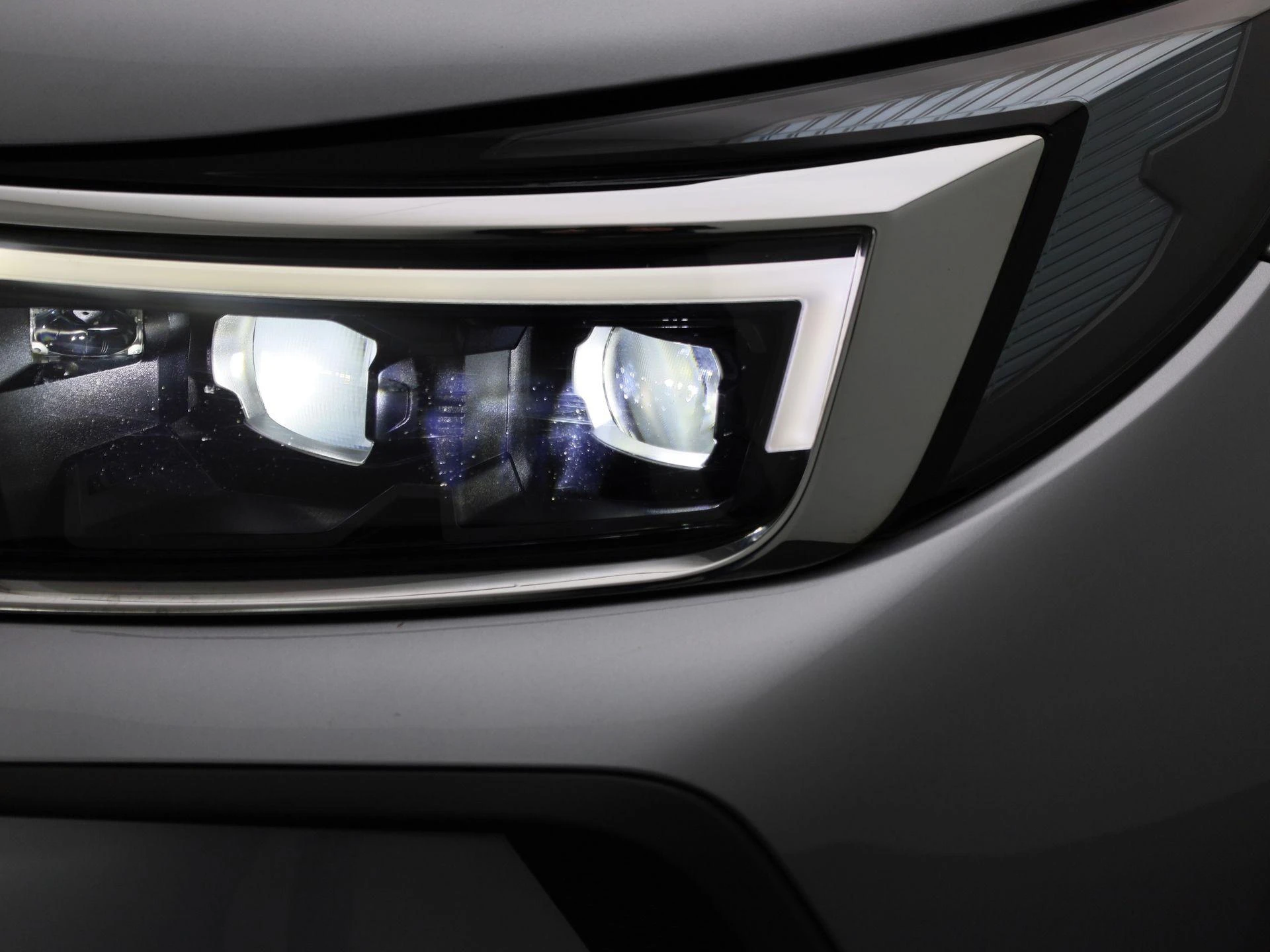 Opel-Grandland-image-14