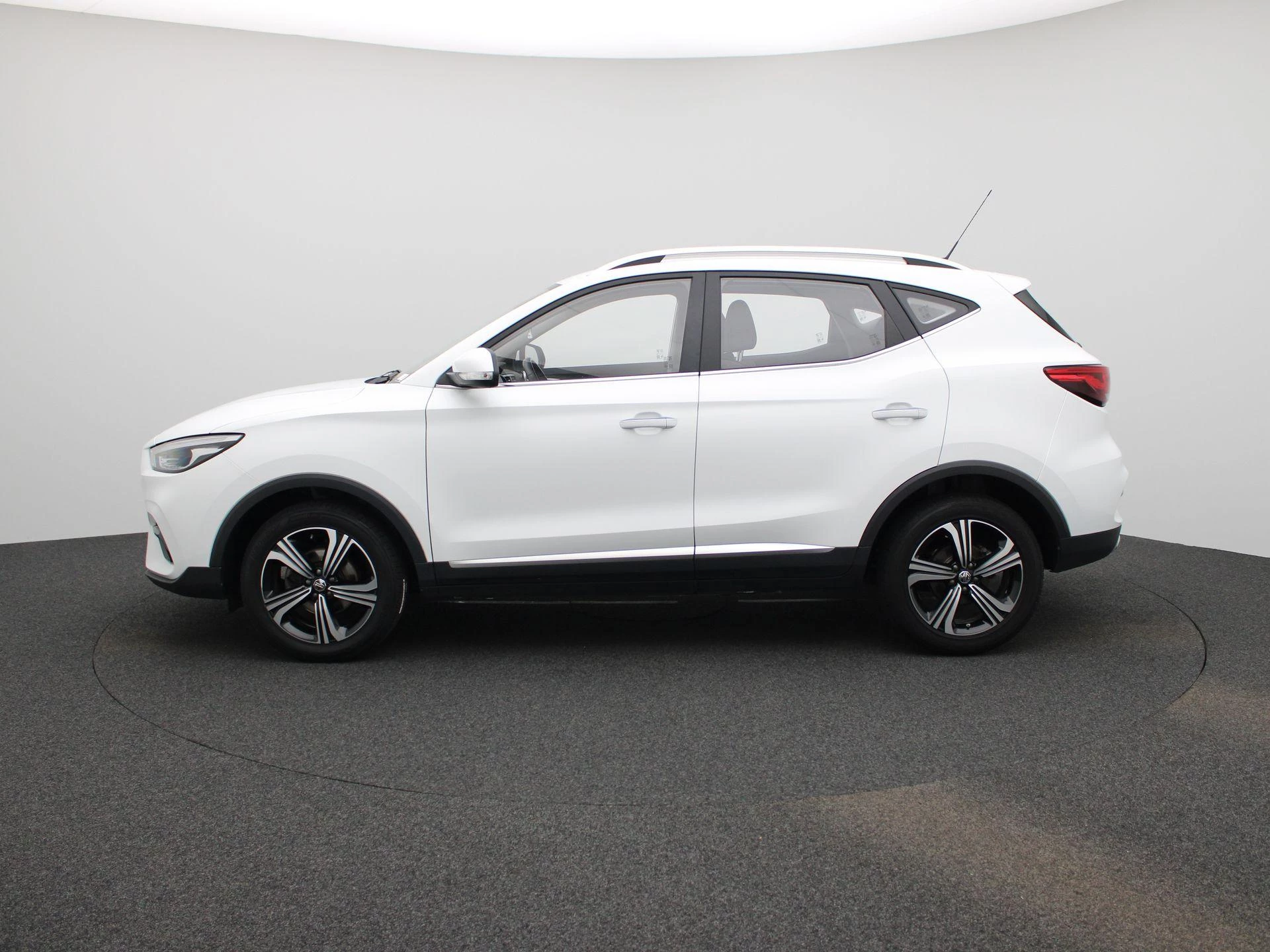 MG-ZS-image-3