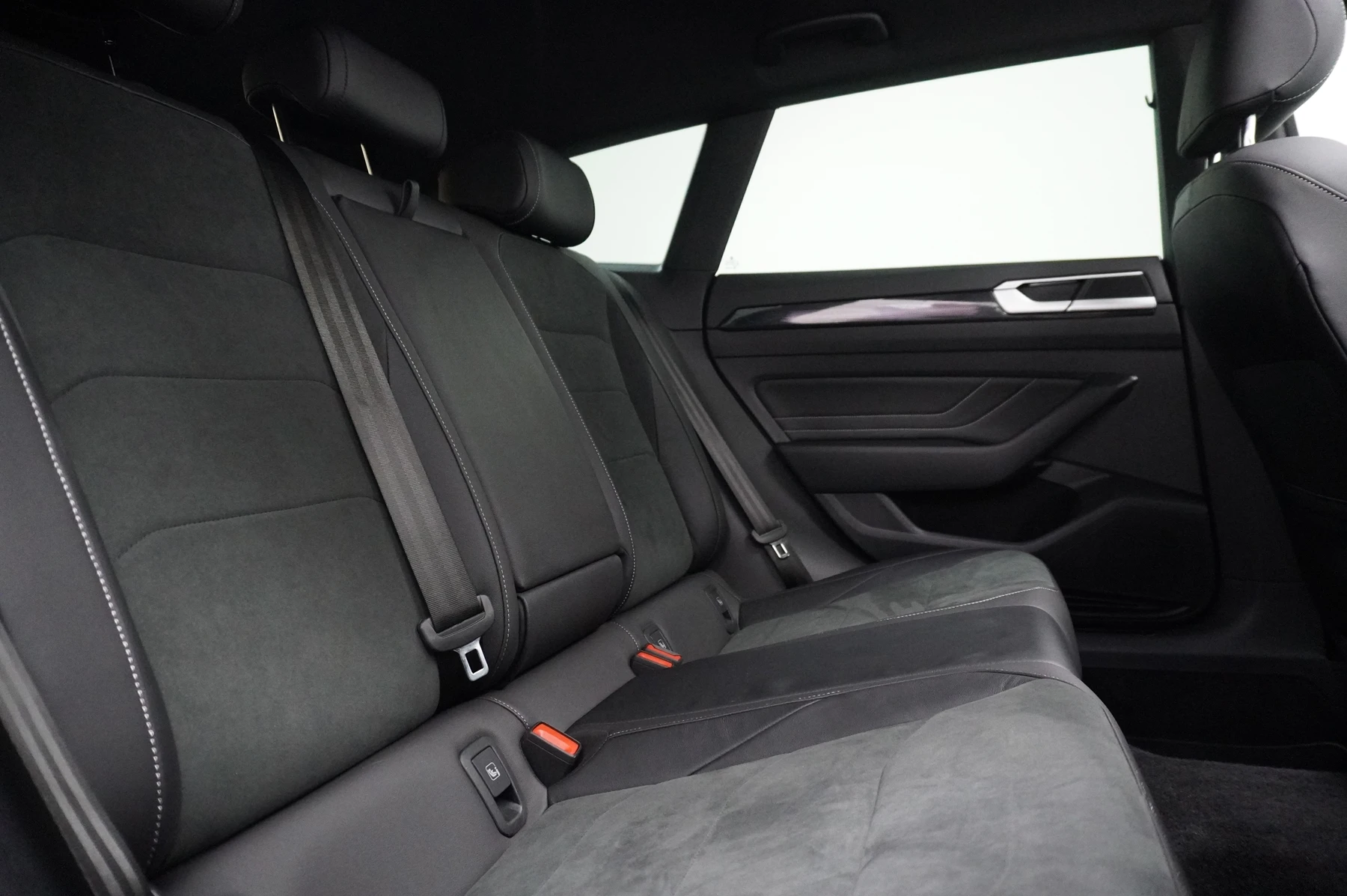 Volkswagen-Arteon-image-14