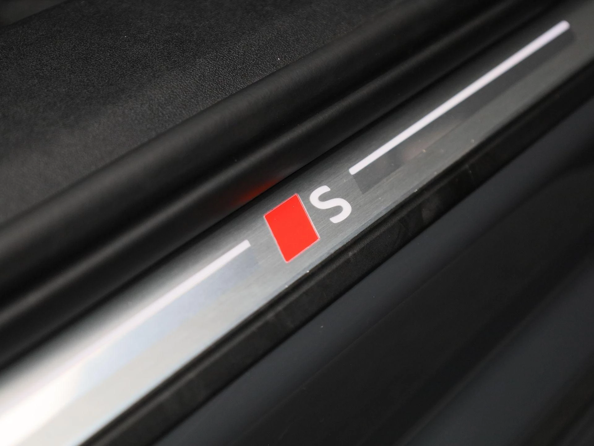 Audi-Q6 e-tron-image-51