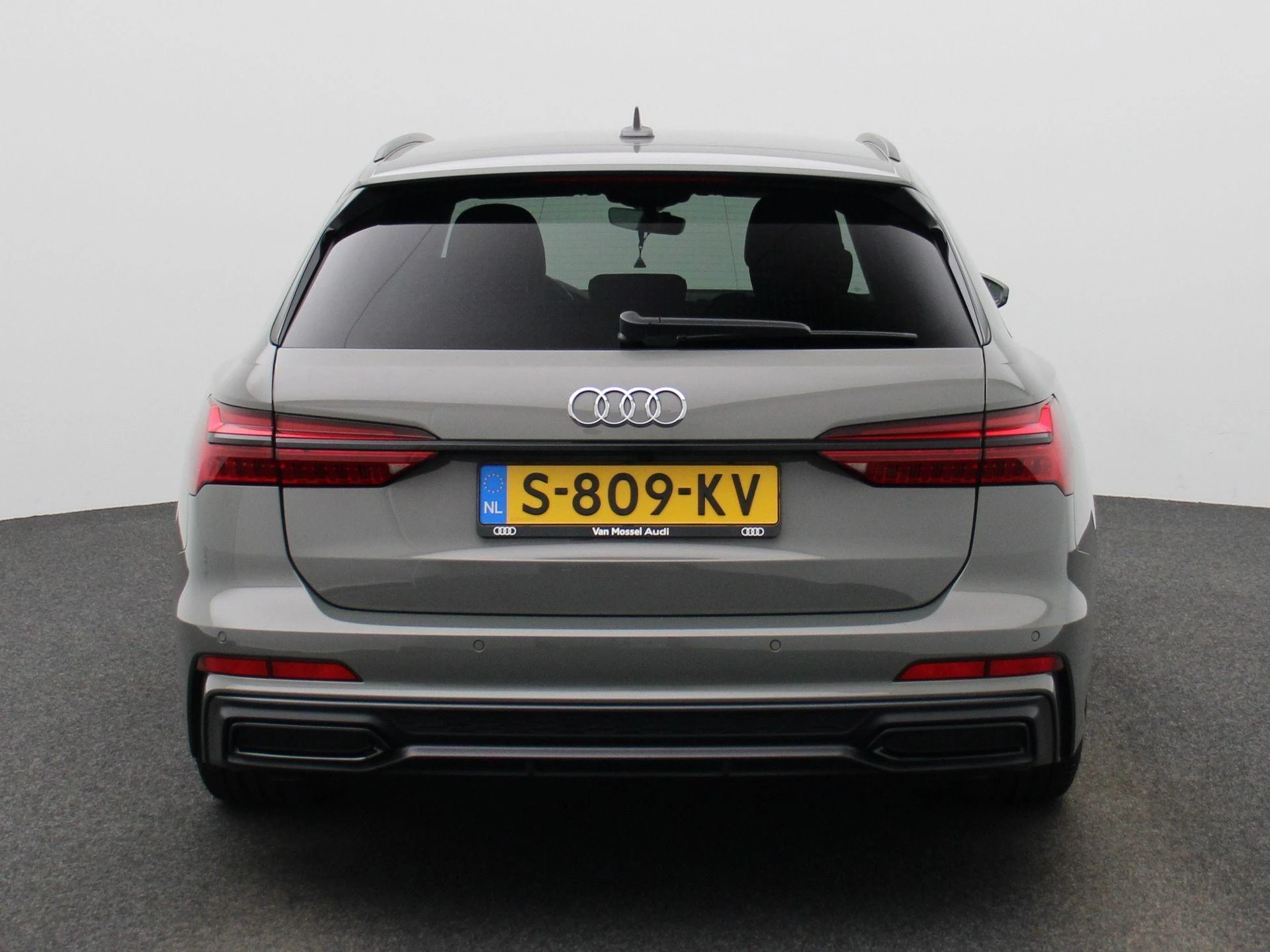 Audi-A6-image-4