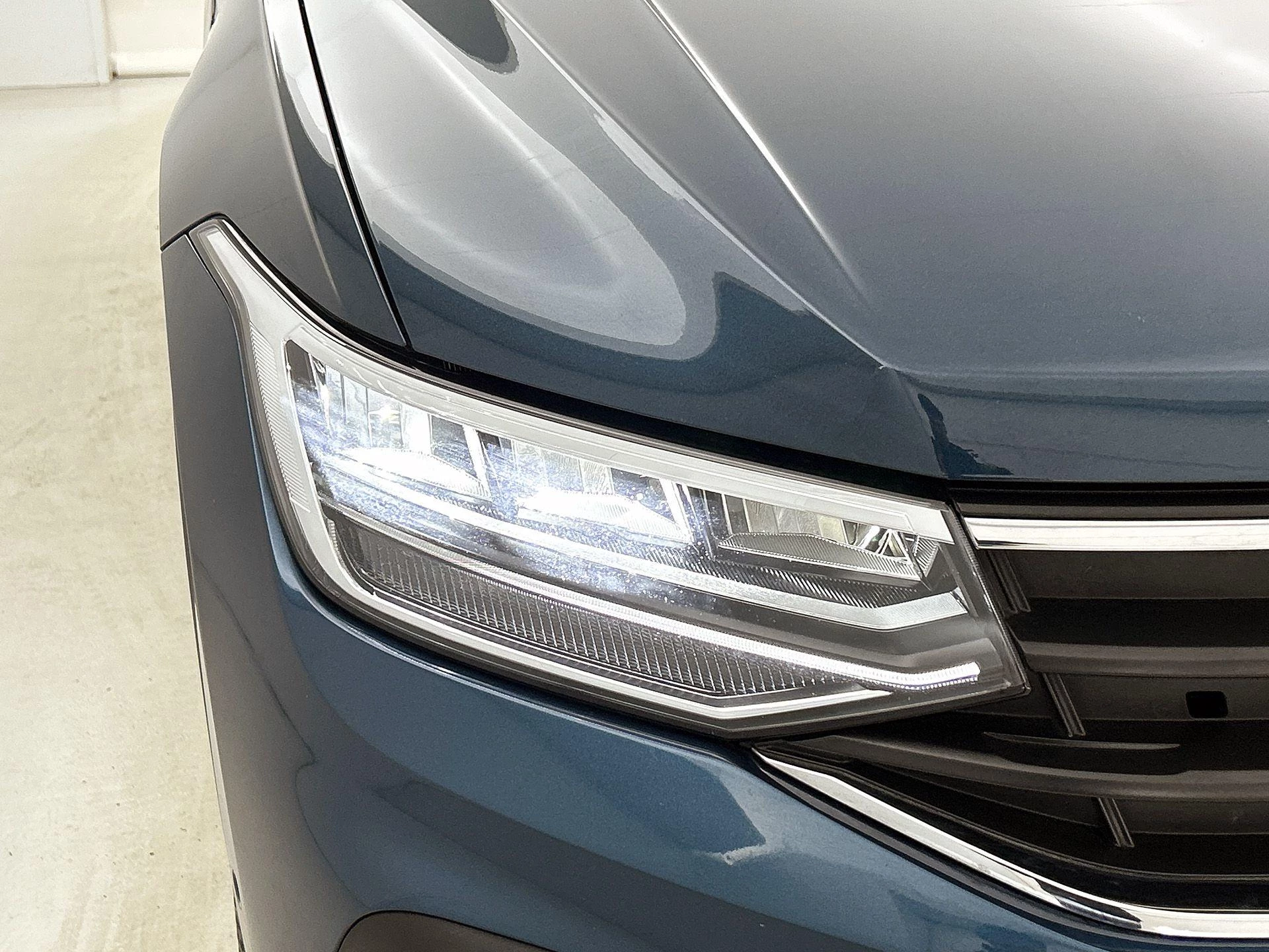 Volkswagen-Tiguan-image-25