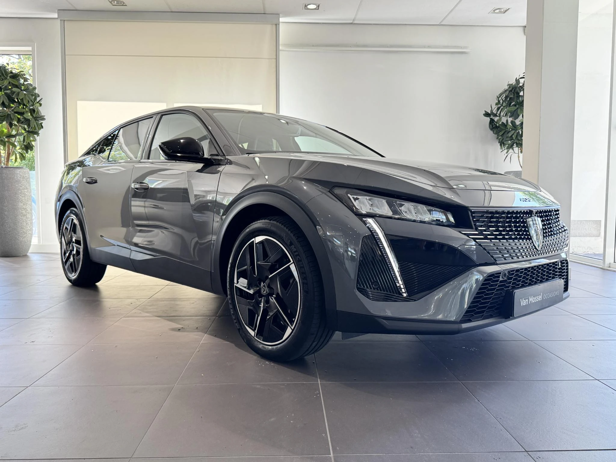 Peugeot-408-image-12