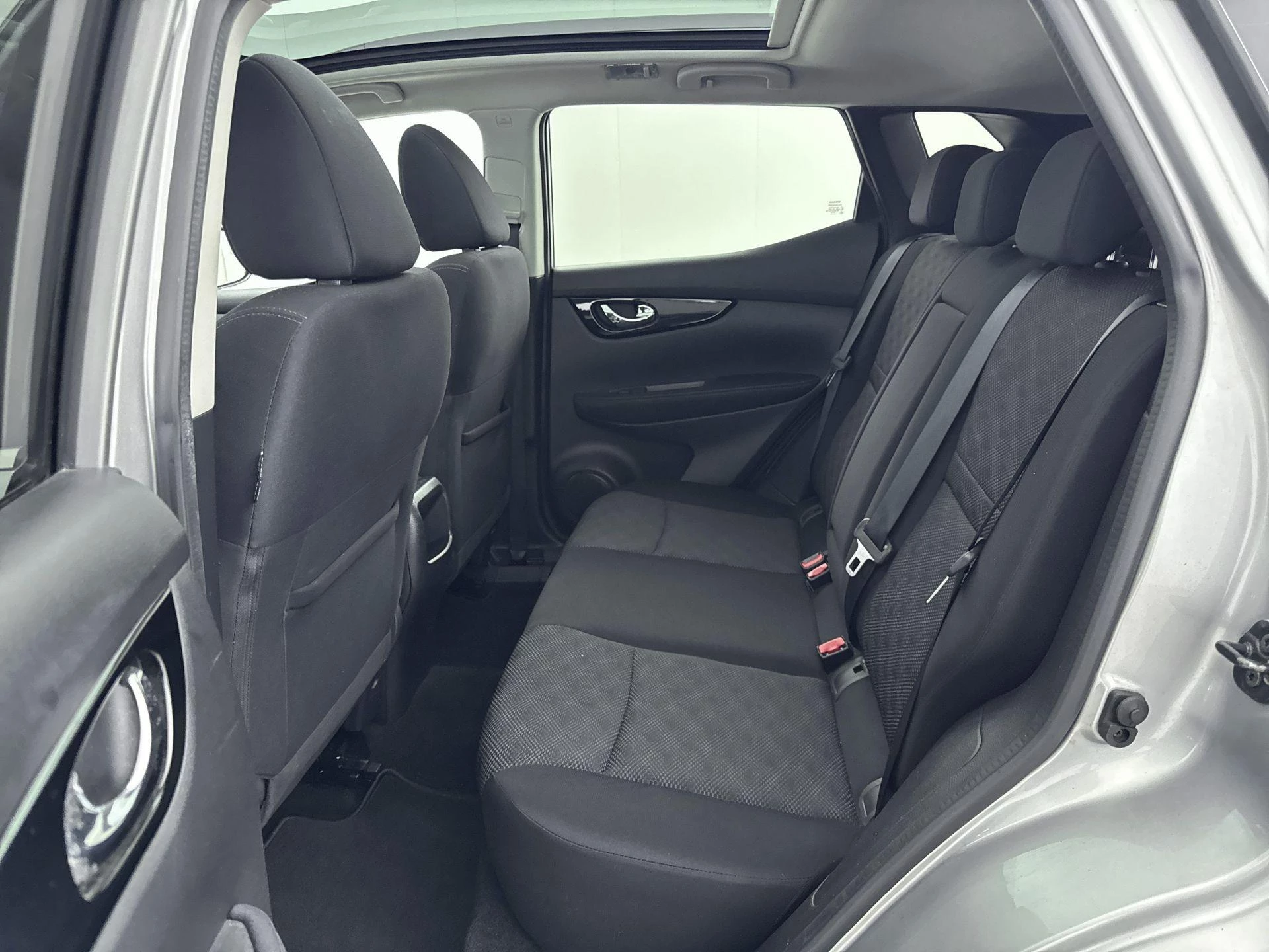 Nissan-QASHQAI-image-25