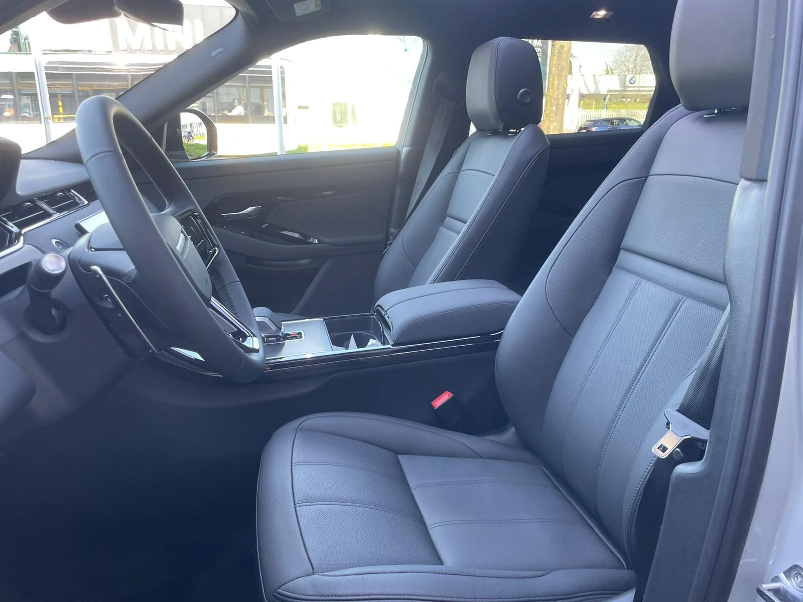 Land Rover Range Rover Evoque P160 S FWD Auto. 26.5MY