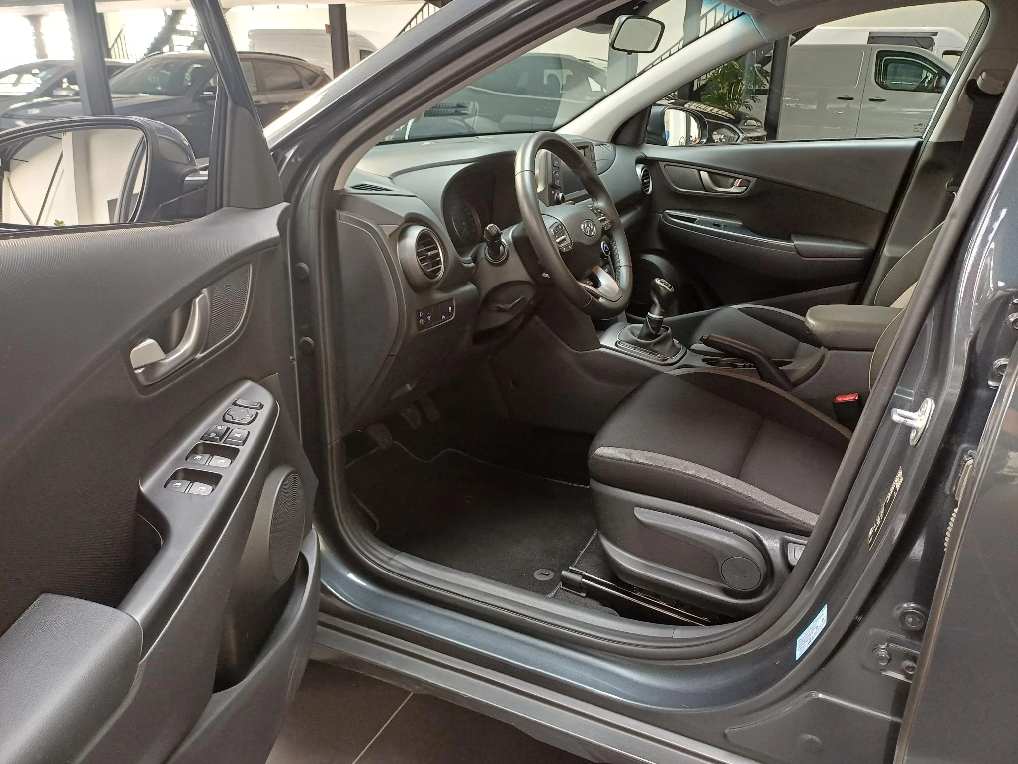 Hyundai-Kona-image-11