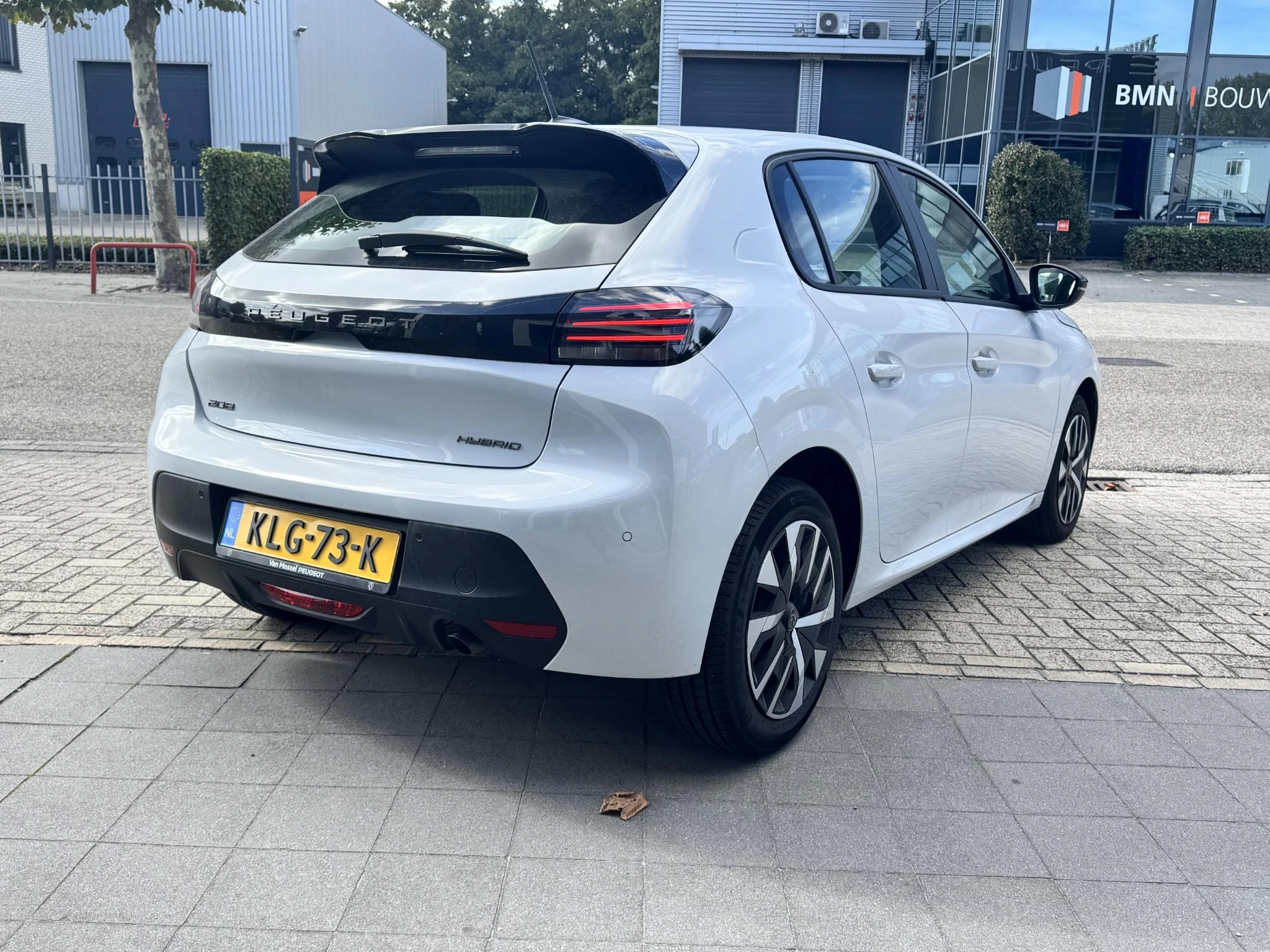 Peugeot-208-image-3