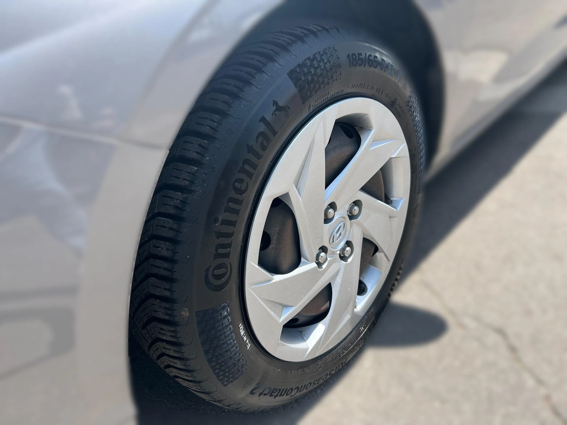 Hyundai i20 1.0 T-GDi 7-DCT 74kW Twist