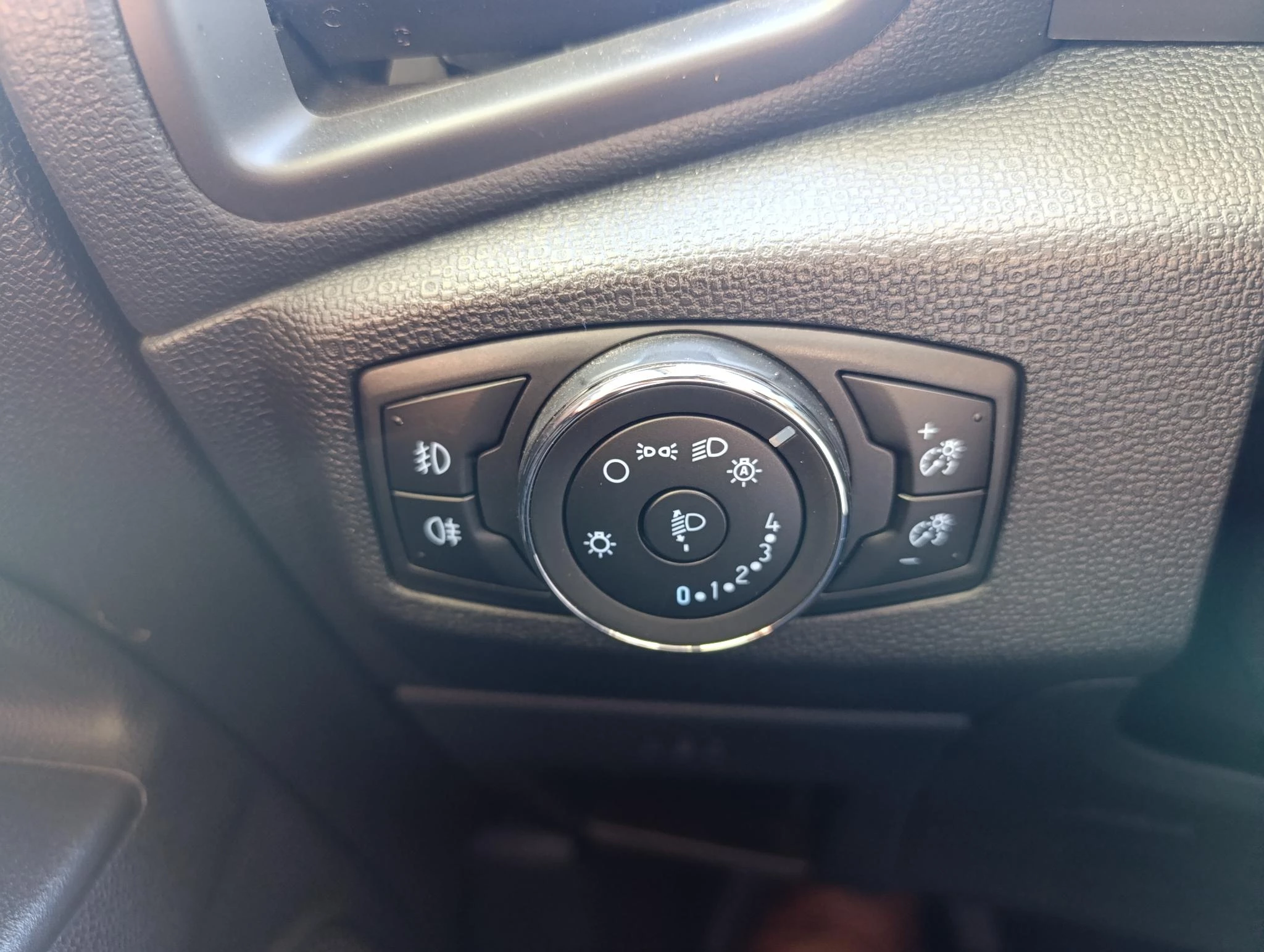 Ford-EcoSport-image-18