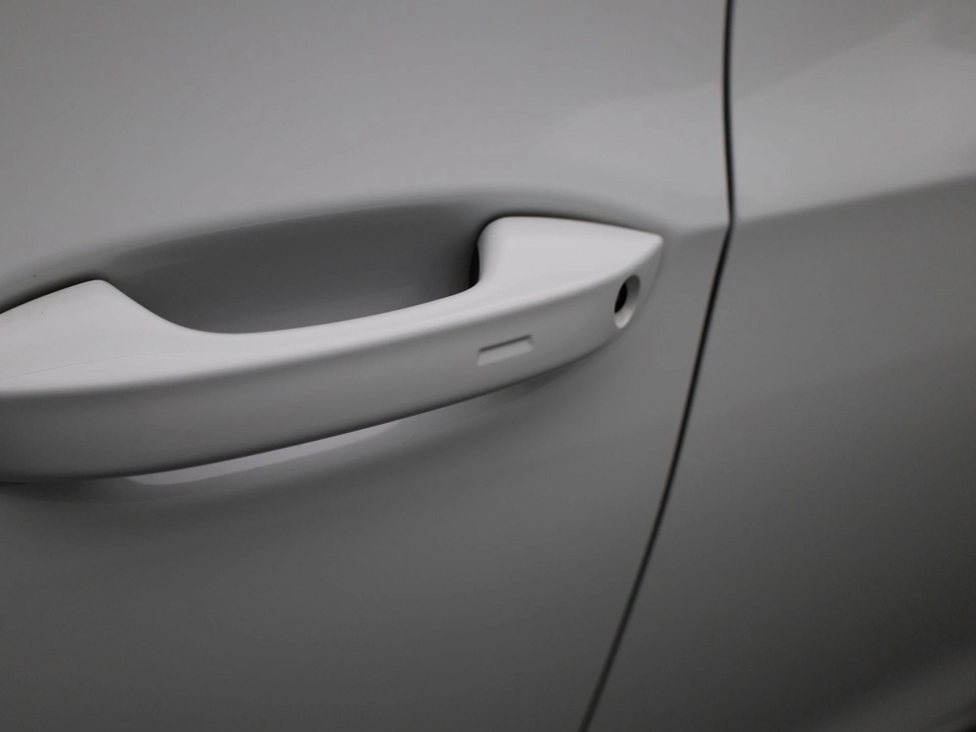 Volkswagen-Golf-image-17