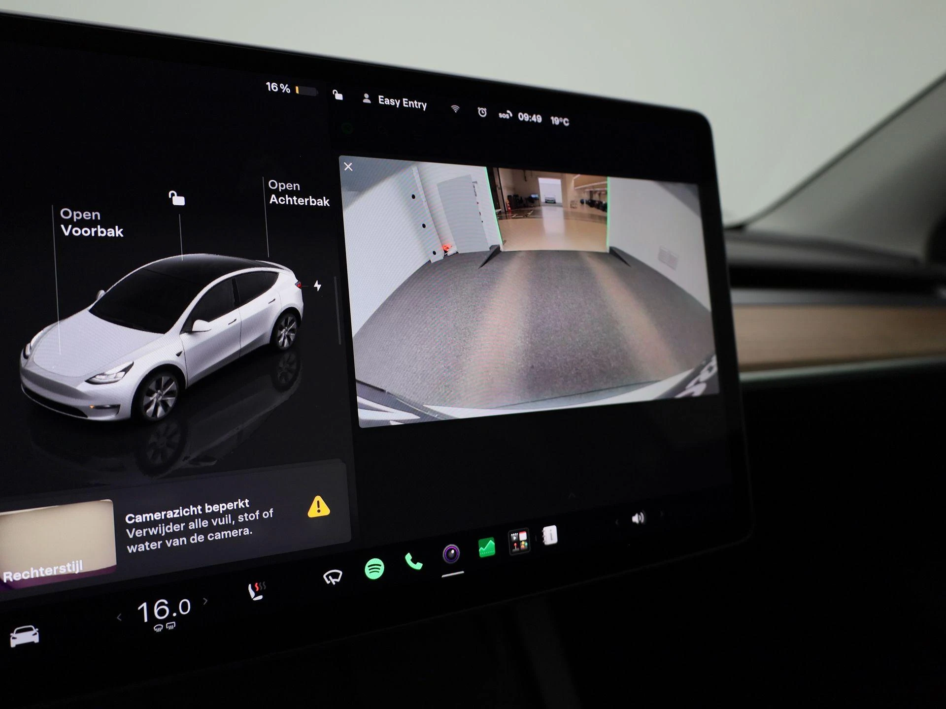 Tesla-Model Y-image-23